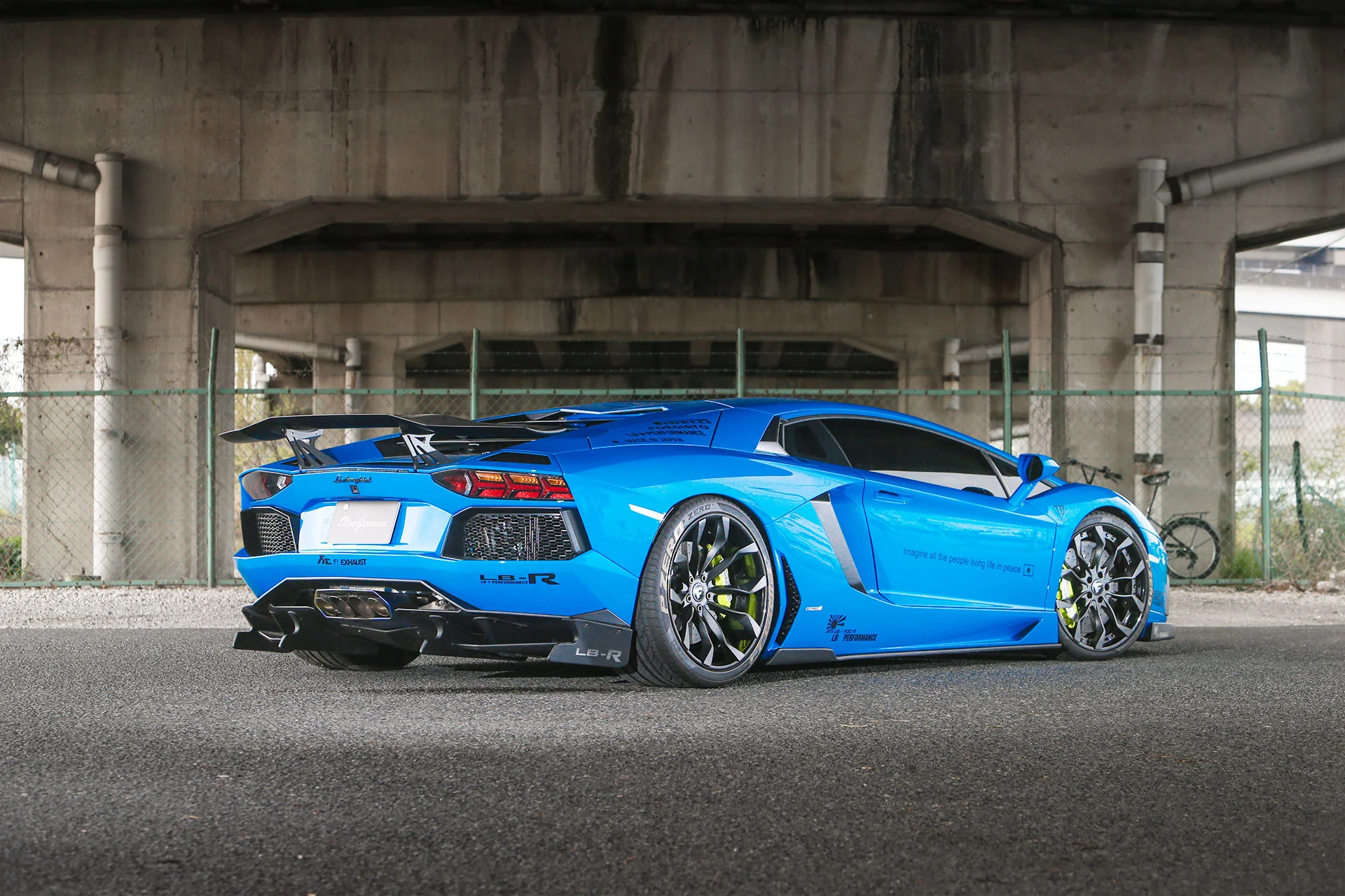 LB Performance Aventador Complete body kit Type 2 (CFRP) (LB02-12) - Image 4