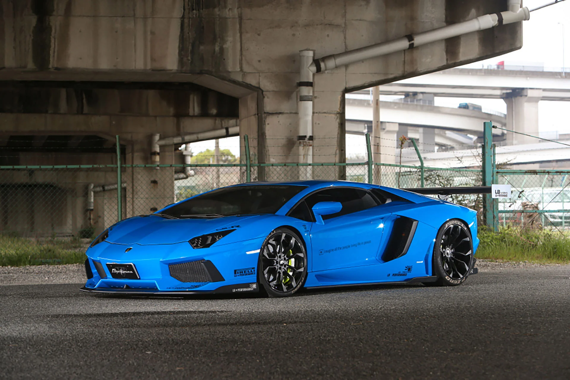 LB Performance Aventador Complete body kit Type 2 (CFRP) (LB02-12) - Image 6