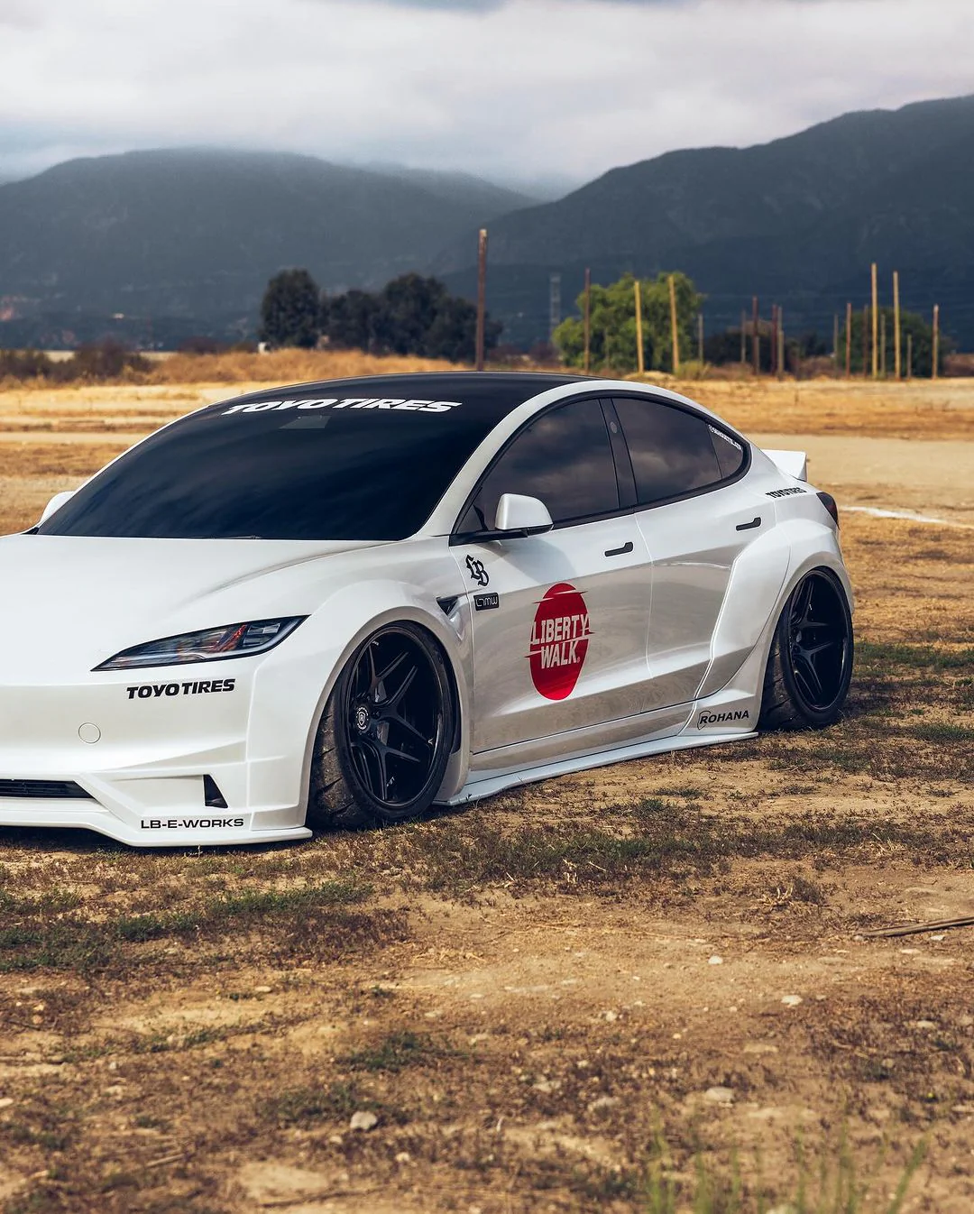 LB E⚡Works Model 3 Complete body kit (FRP) - Image 3