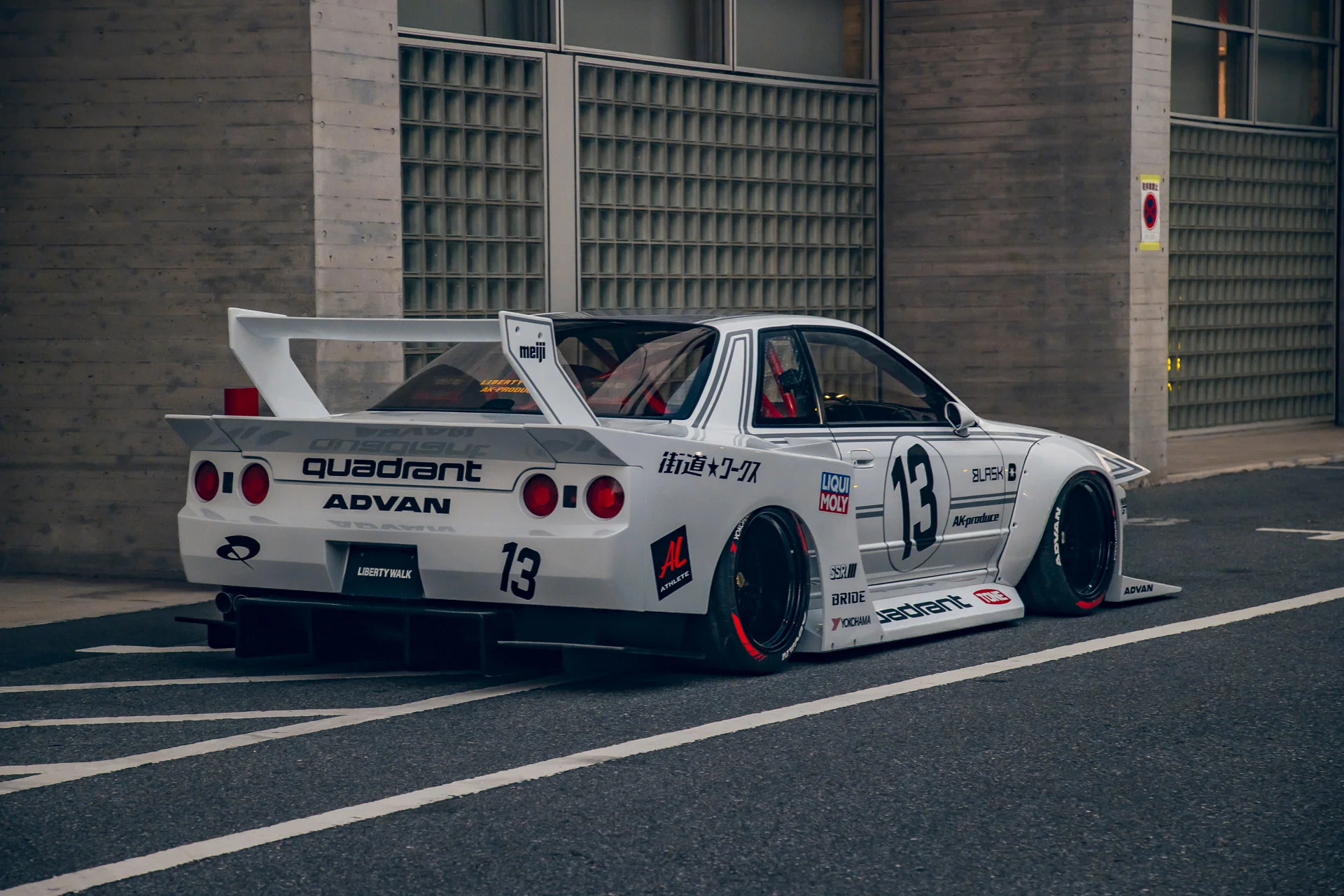 LB-Kaido Works Nissan Skyline R32 Complete Body Kit FRP (LB85-01) - Image 2