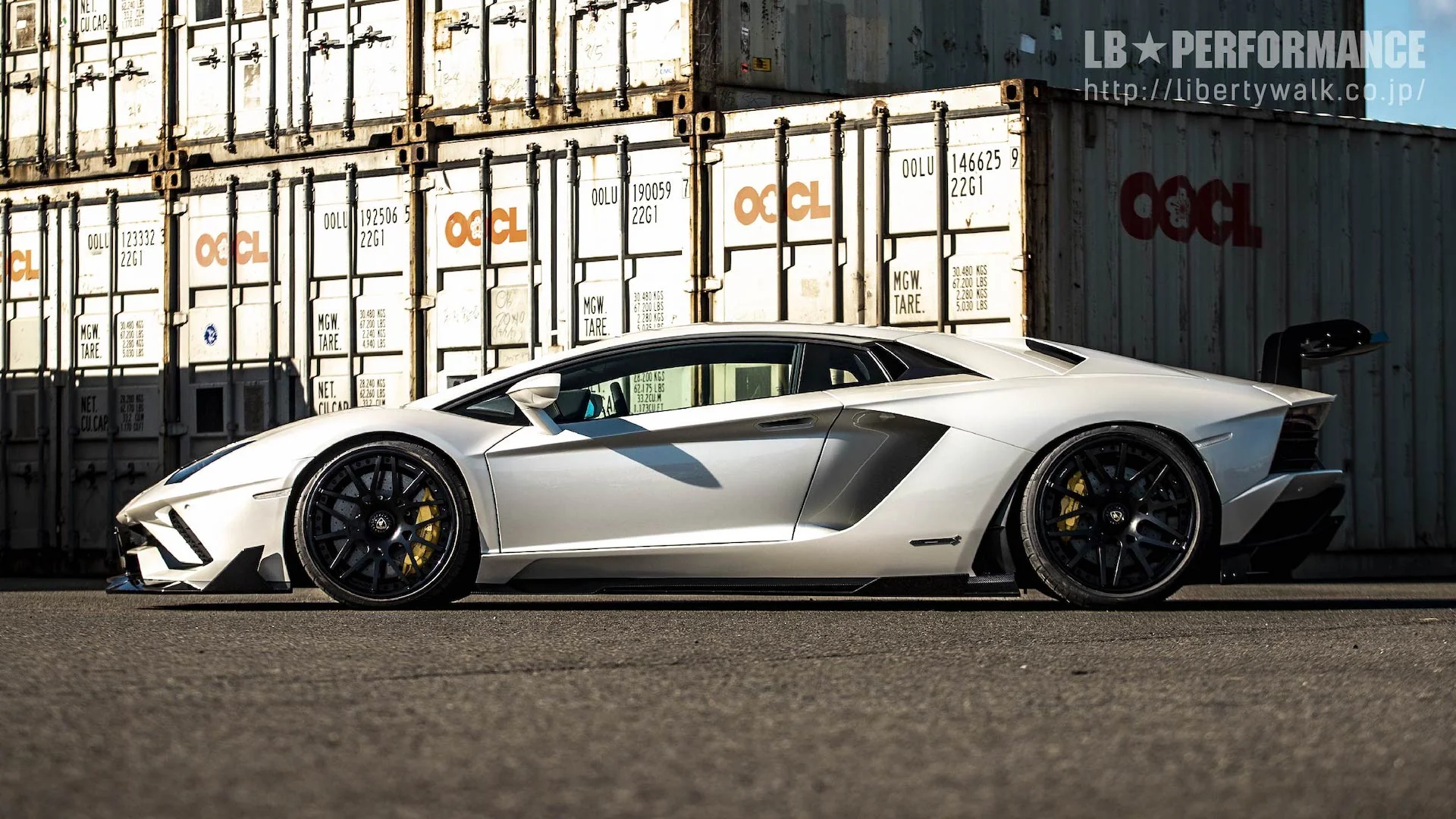 LB PERFORMANCE Aventador S Body Kit FRP (LB41-01) - Image 5