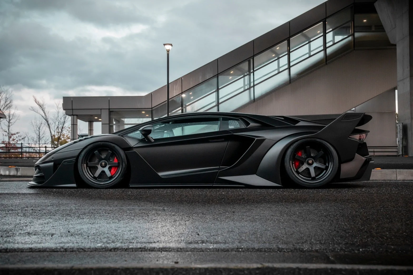 LB Silhouette WORKS Aventador GT EVO DRY CARBON (LB58-01) - Image 6