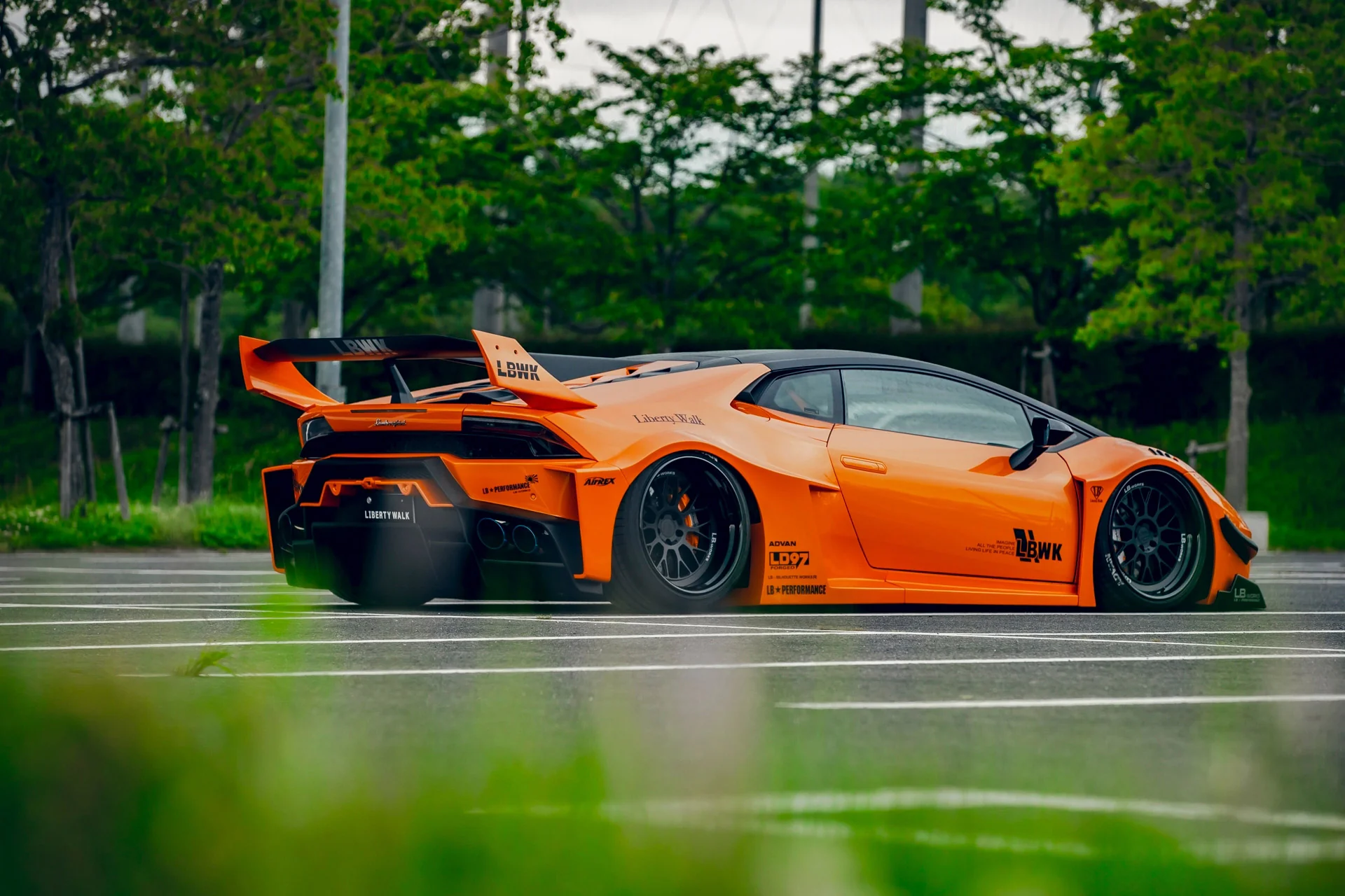 LB Silhouette WORKS HURACAN GT Complete body kit (FRP+CFRP) (LB53-02) - Image 8