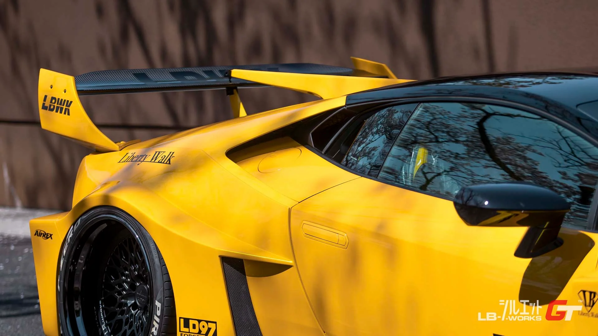 LB Silhouette WORKS HURACAN GT Complete Body Kit (REAR FENDER EXCHANGE - COUPE ONLY) FRP + CFRP (LB53-05) - Image 8