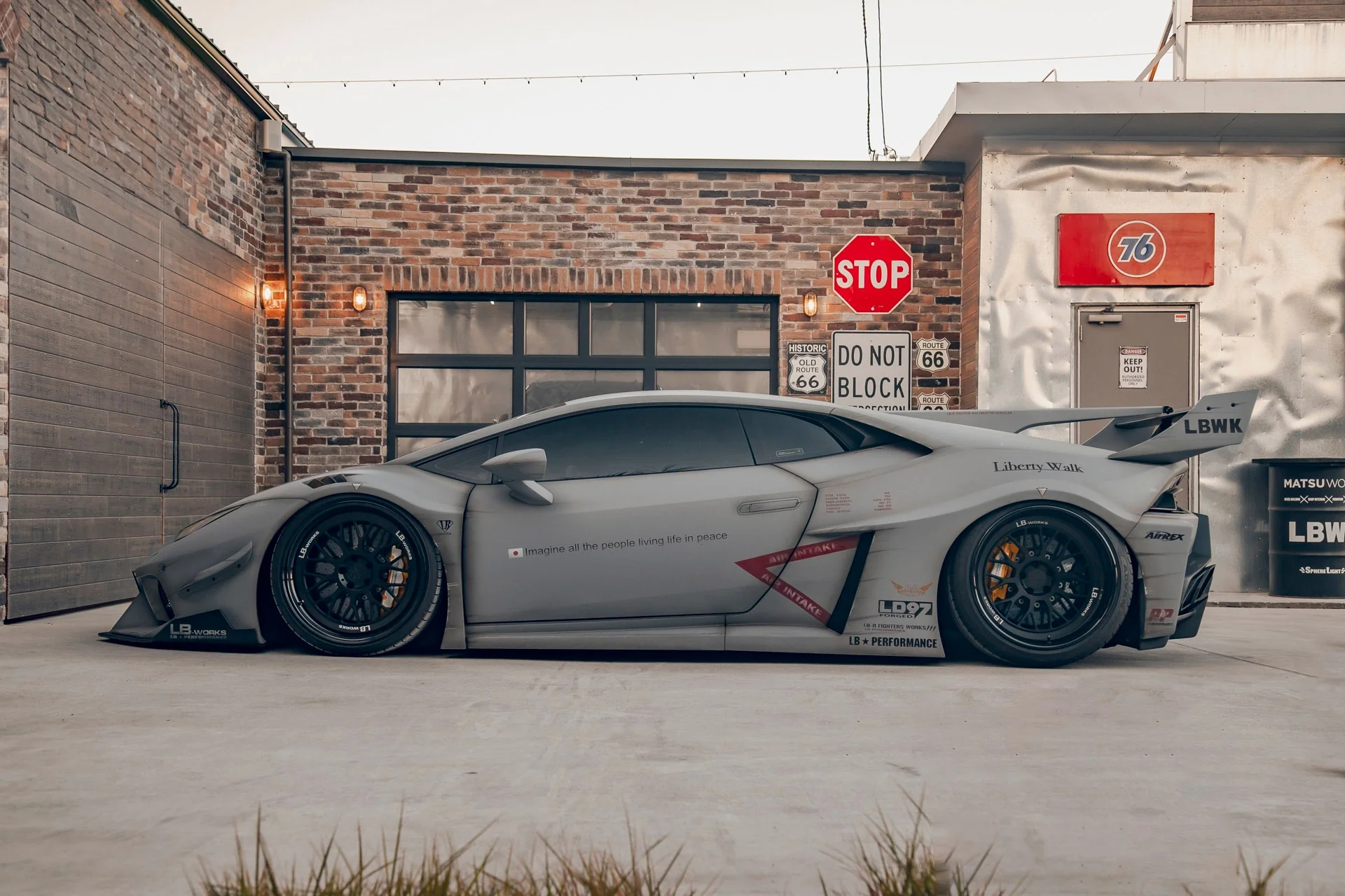 LB Silhouette WORKS HURACAN GT Complete body kit (FRP) (LB53-01) - Image 8