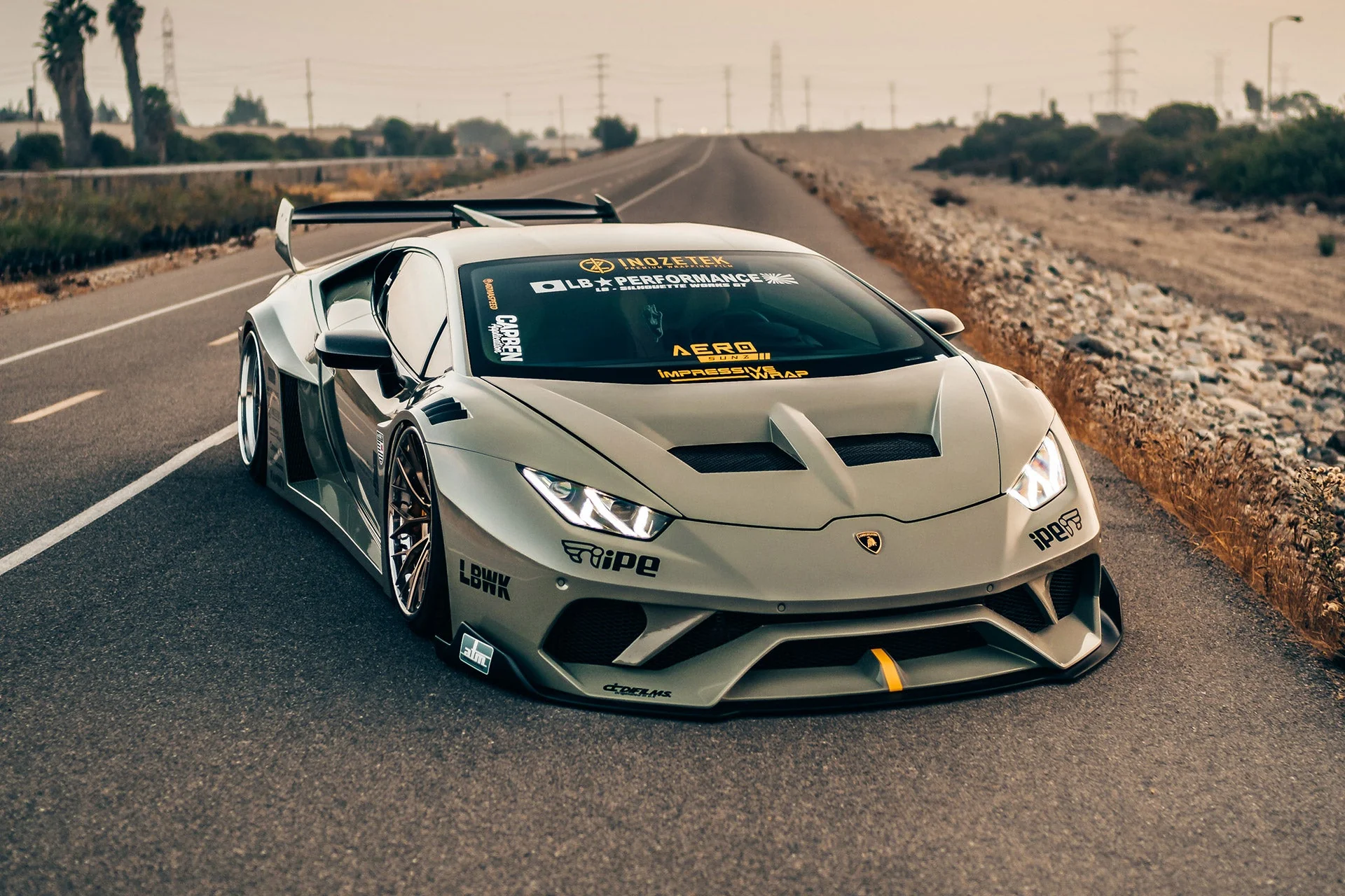 LB Silhouette WORKS HURACAN GT Complete Body Kit (REAR FENDER EXCHANGE - COUPE ONLY) FRP (LB53-04) - Image 23