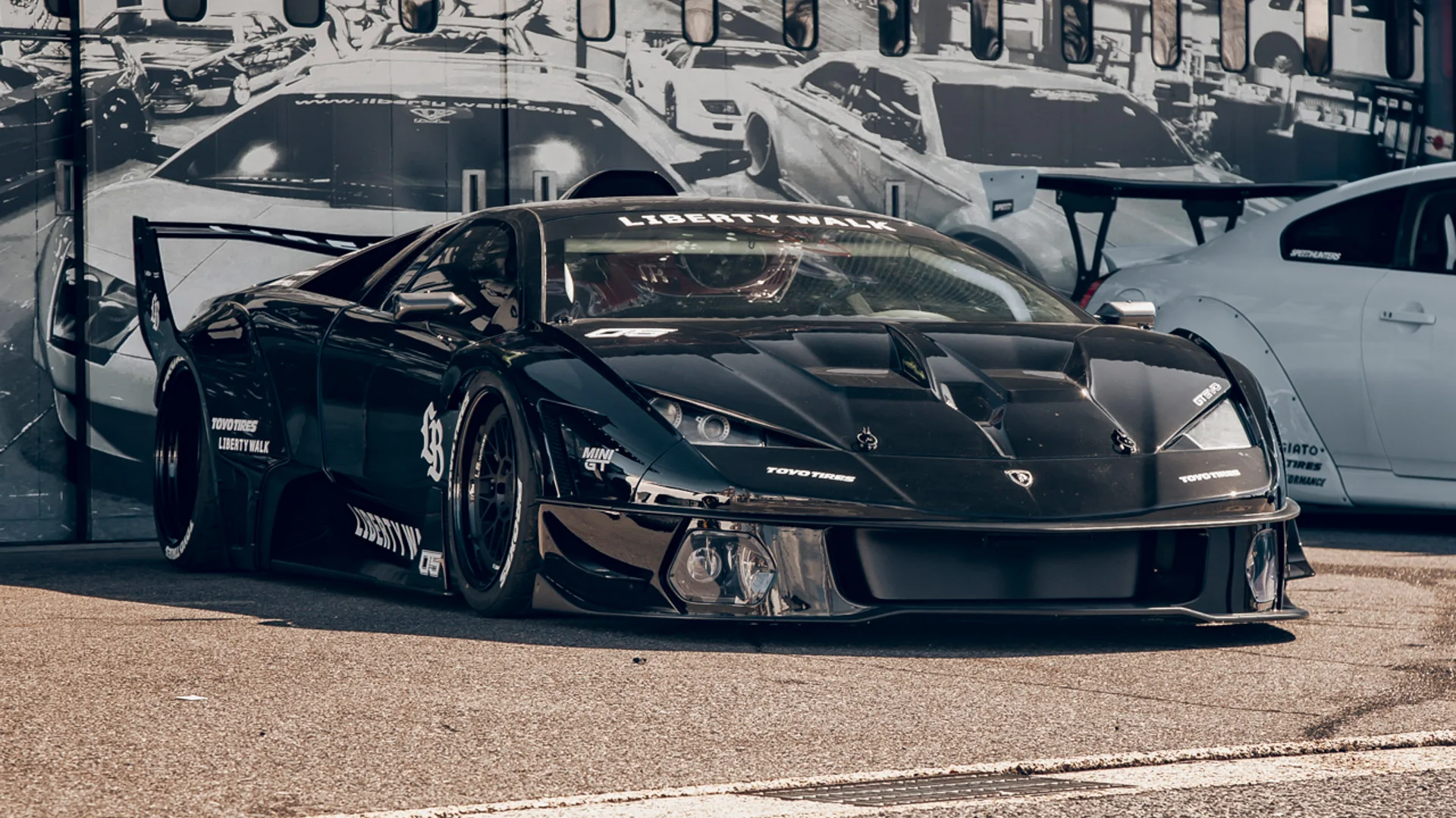 LB Silhouette WORKS Murcielago GT EVO (LB70-01) - Image 13