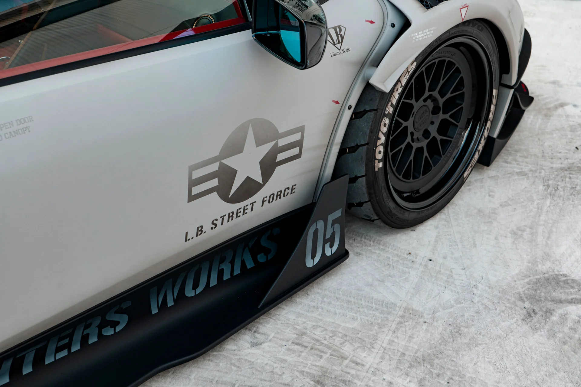 LB Silhouette WORKS Murcielago GT EVO (LB70-01) - Image 20