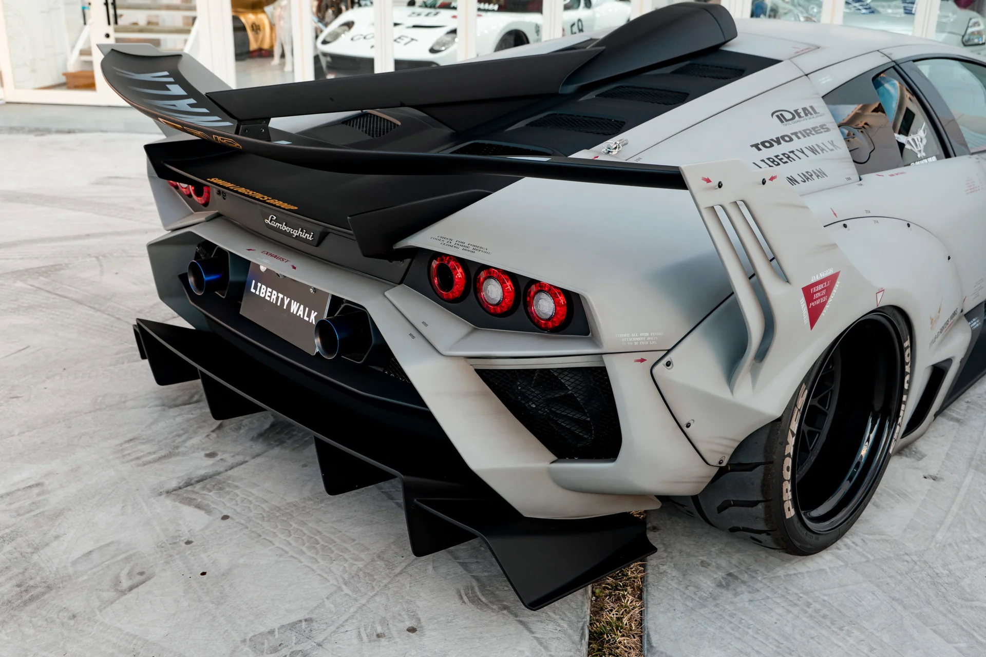 LB Silhouette WORKS Murcielago GT EVO (LB70-01) - Image 21
