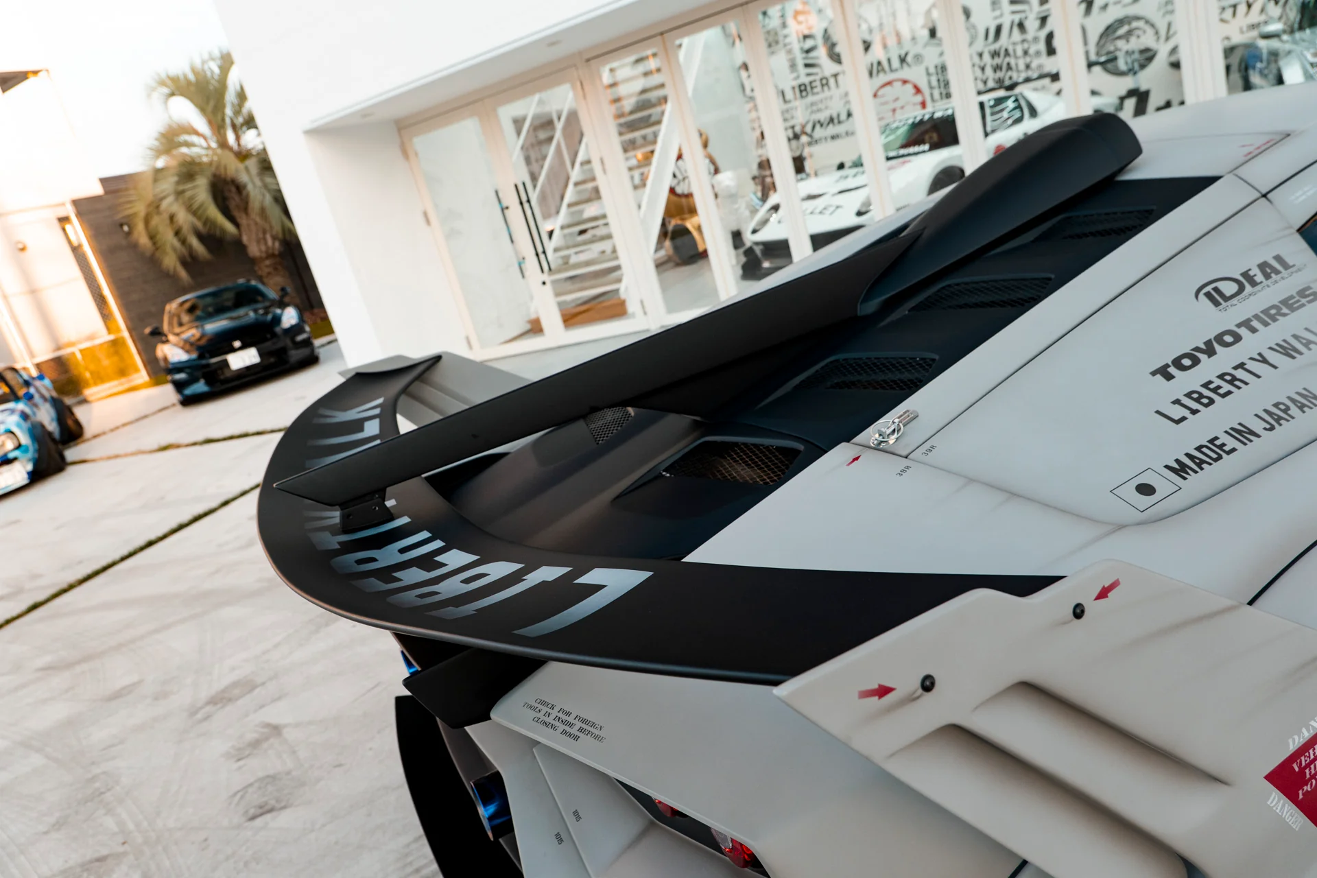 LB Silhouette WORKS Murcielago GT EVO (LB70-01) - Image 22