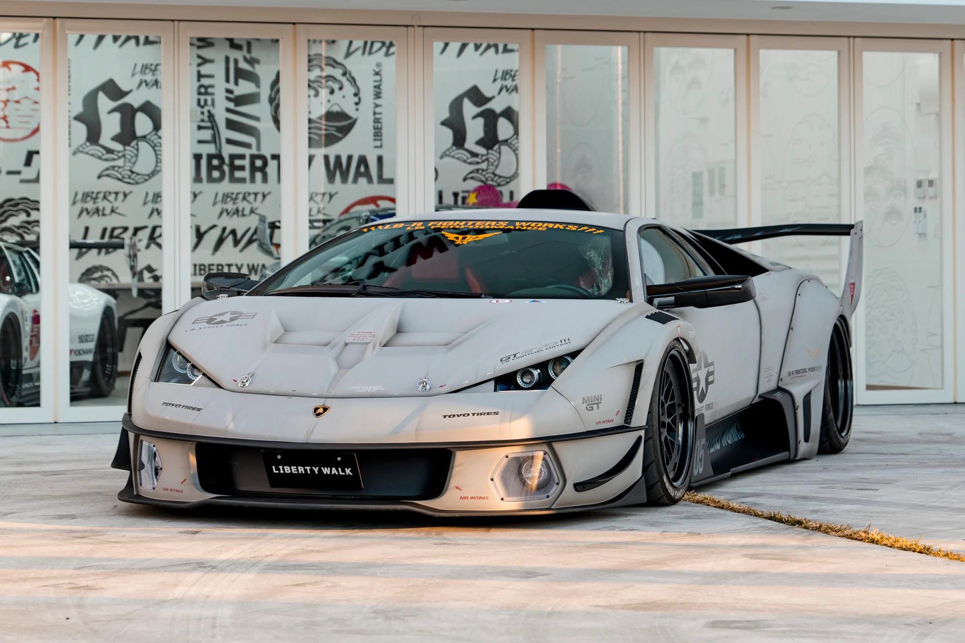 LB Silhouette WORKS Murcielago GT EVO (LB70-01) - Image 23