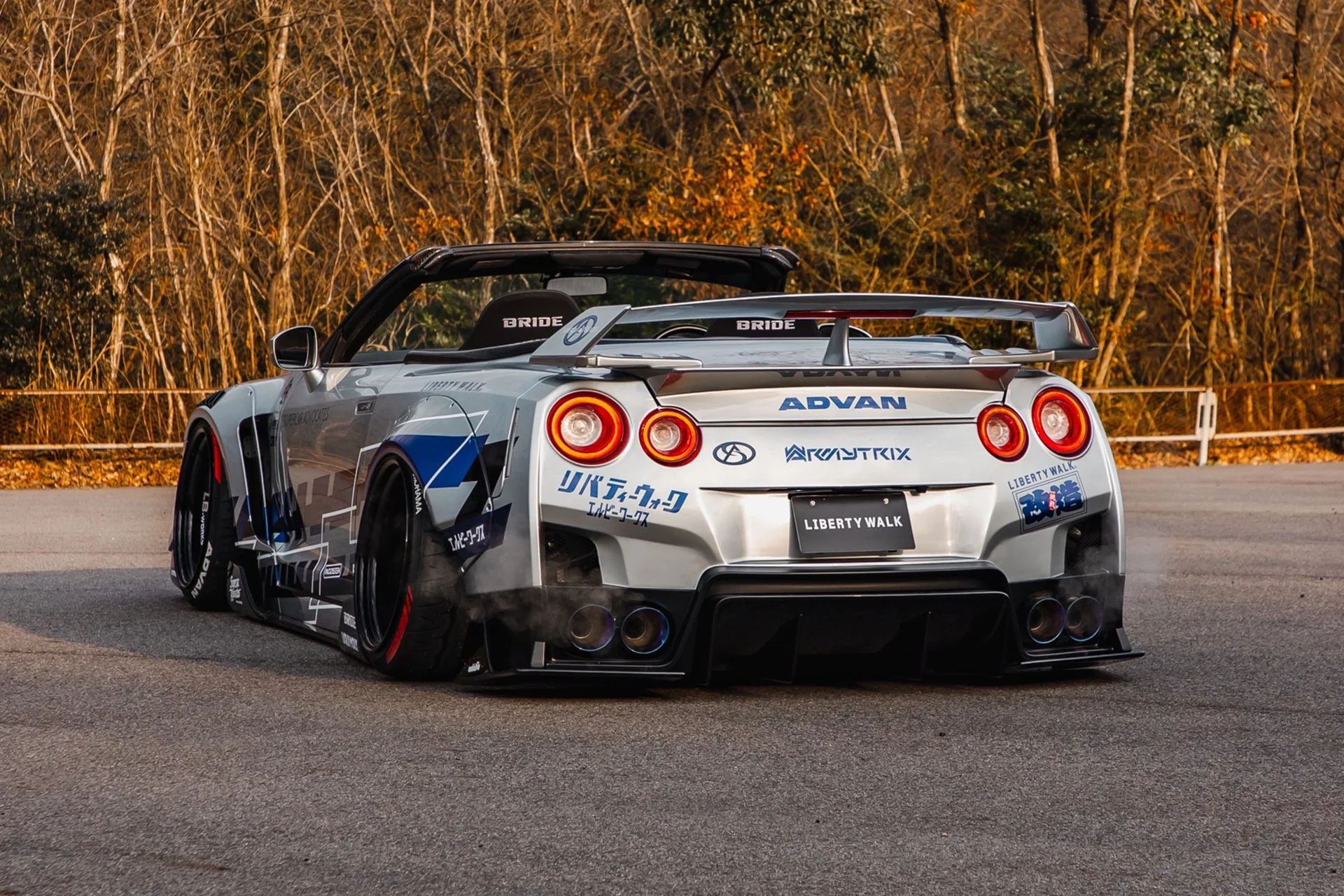 LB WORKS 35GT-R 'Final Edition' Complete Body Kit CFRP - Image 10