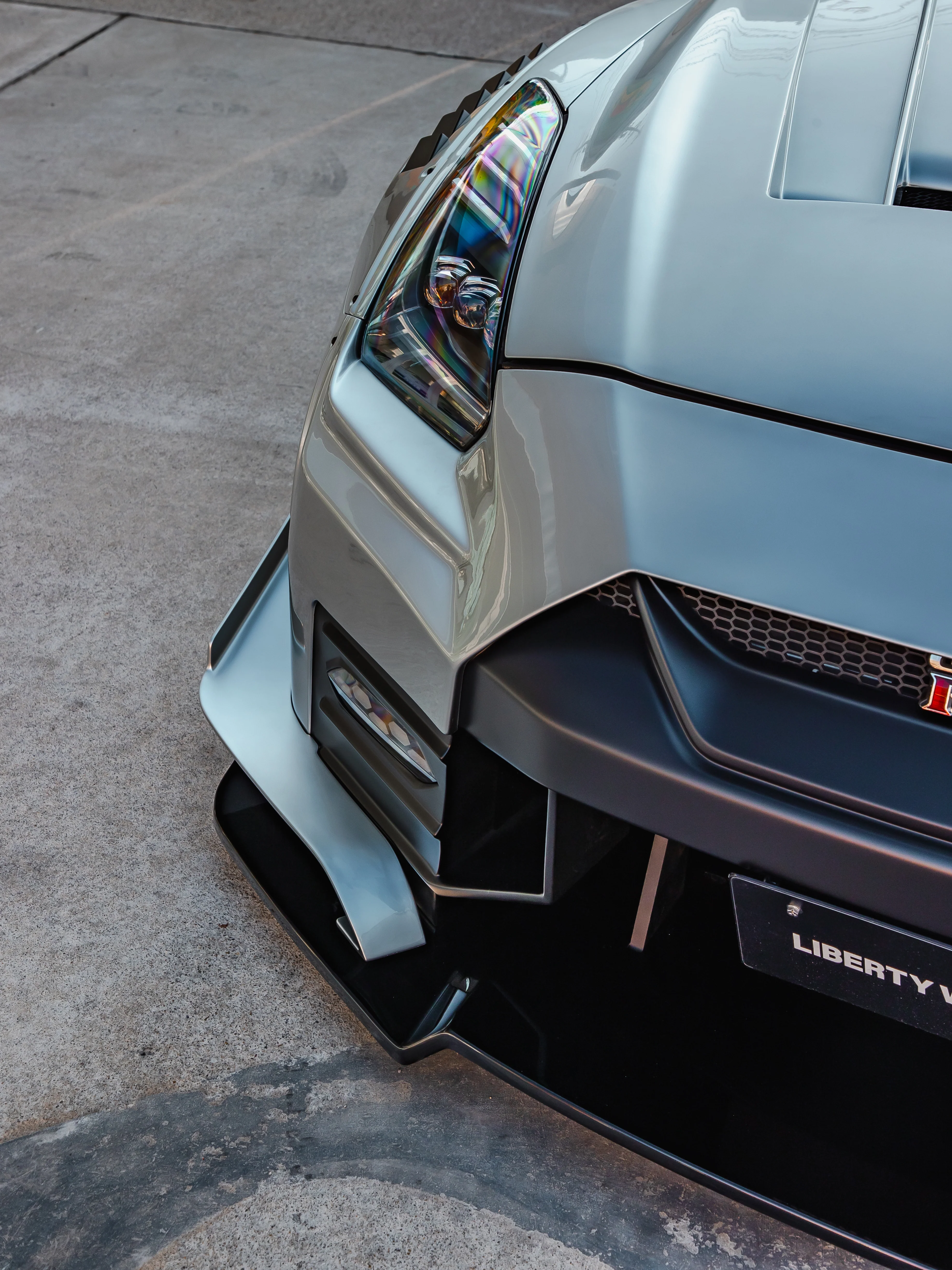 LB WORKS 35GT-R 'Final Edition' Complete Body Kit FRP - Image 30