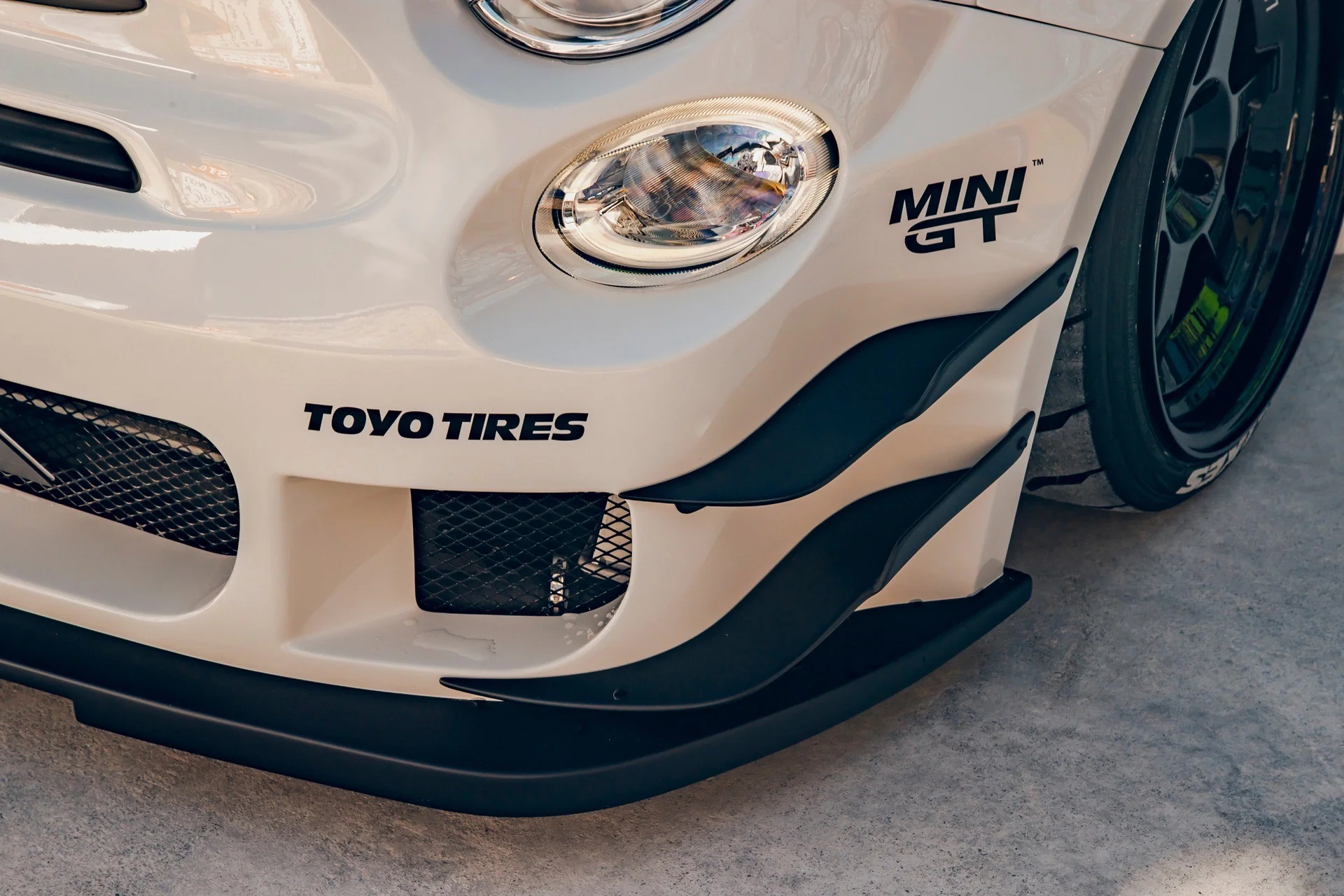 LB WORKS Abarth 595 CFRP (LB72-02) - Image 11