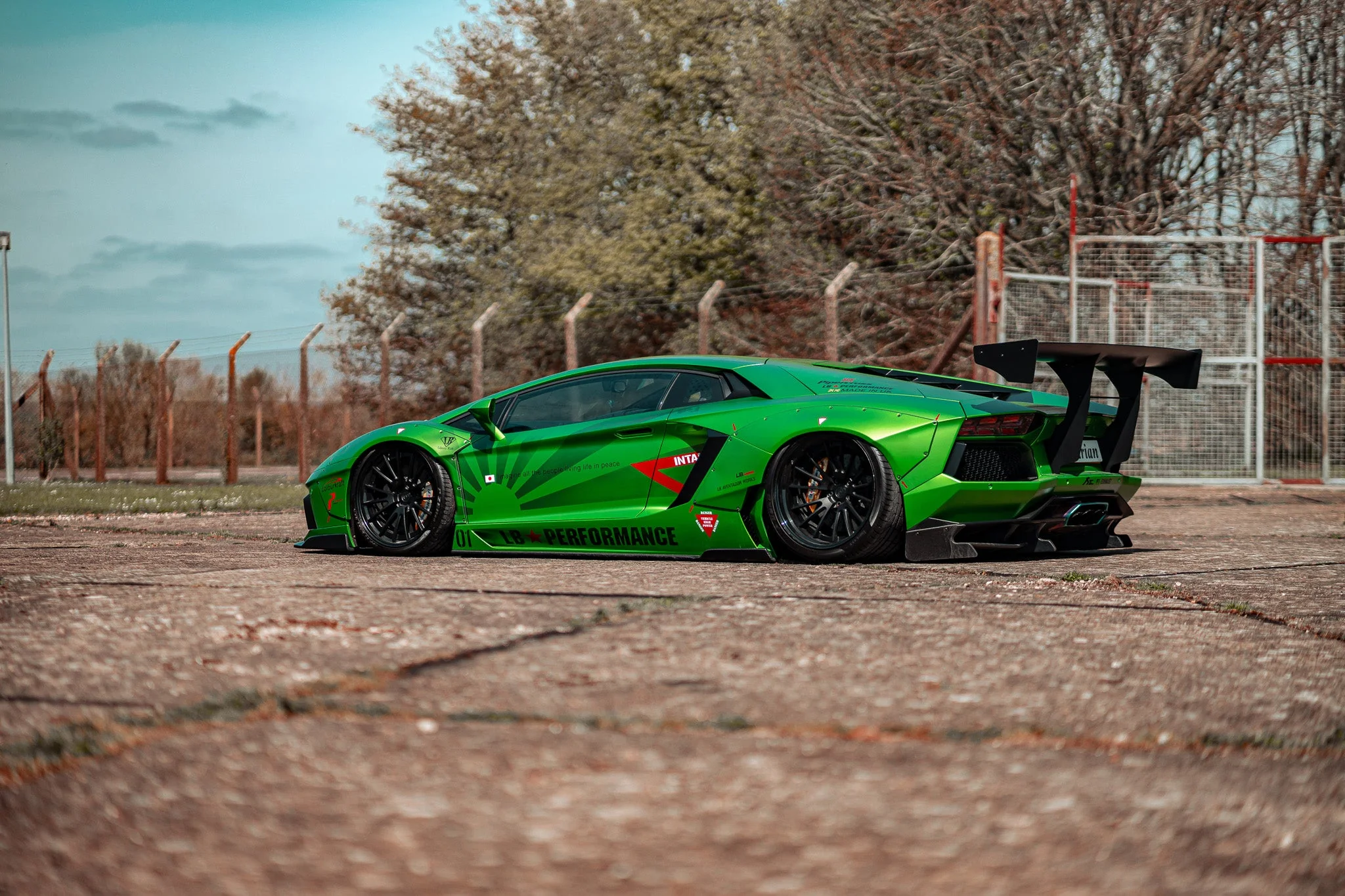 LB WORKS Aventador Complete body kit Type 2 (FRP) (LB02-04) - Image 2
