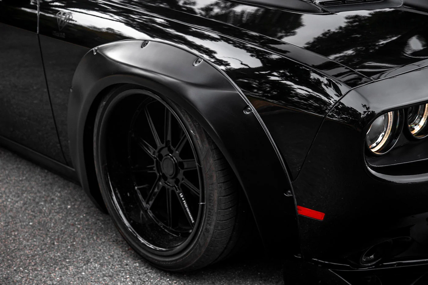 LB WORKS Challenger complete body kit with front lip(FRP) (LB09-02) - Image 8
