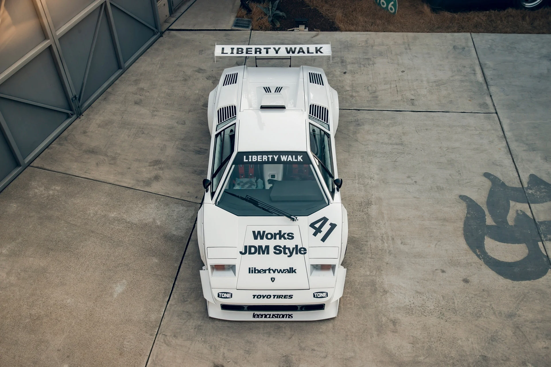 LB WORKS Countach complete body kit - Image 5