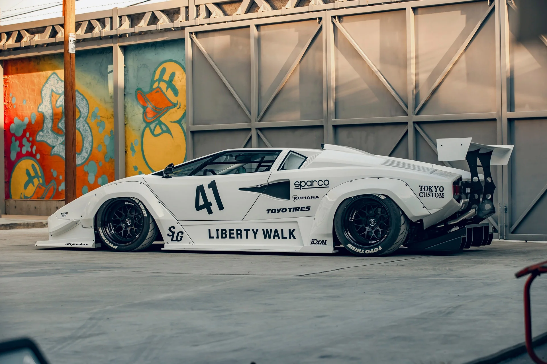 LB WORKS Countach complete body kit - Image 7
