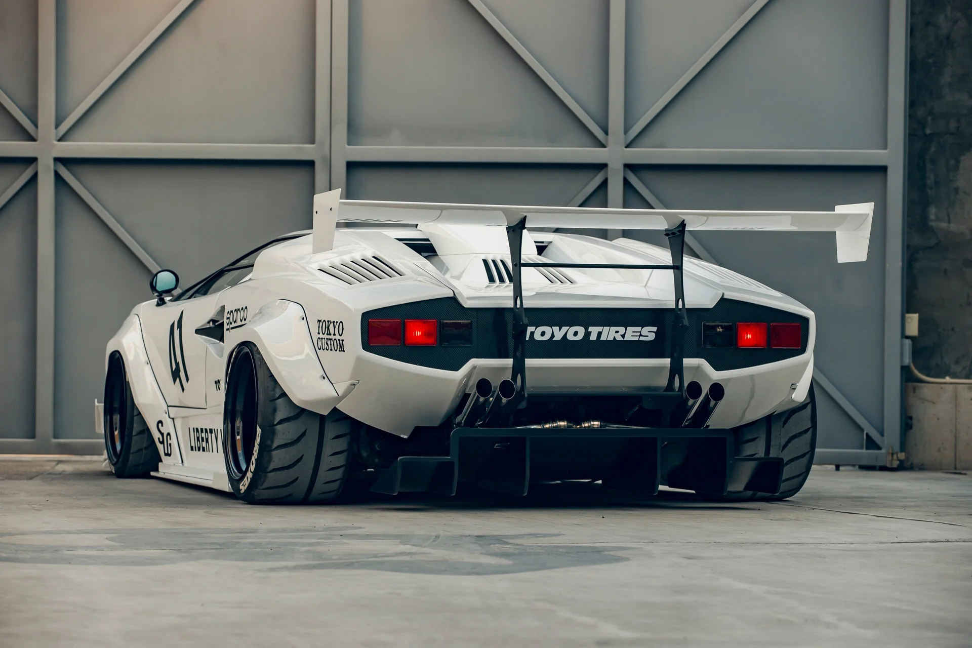 LB WORKS Countach complete body kit - Image 8