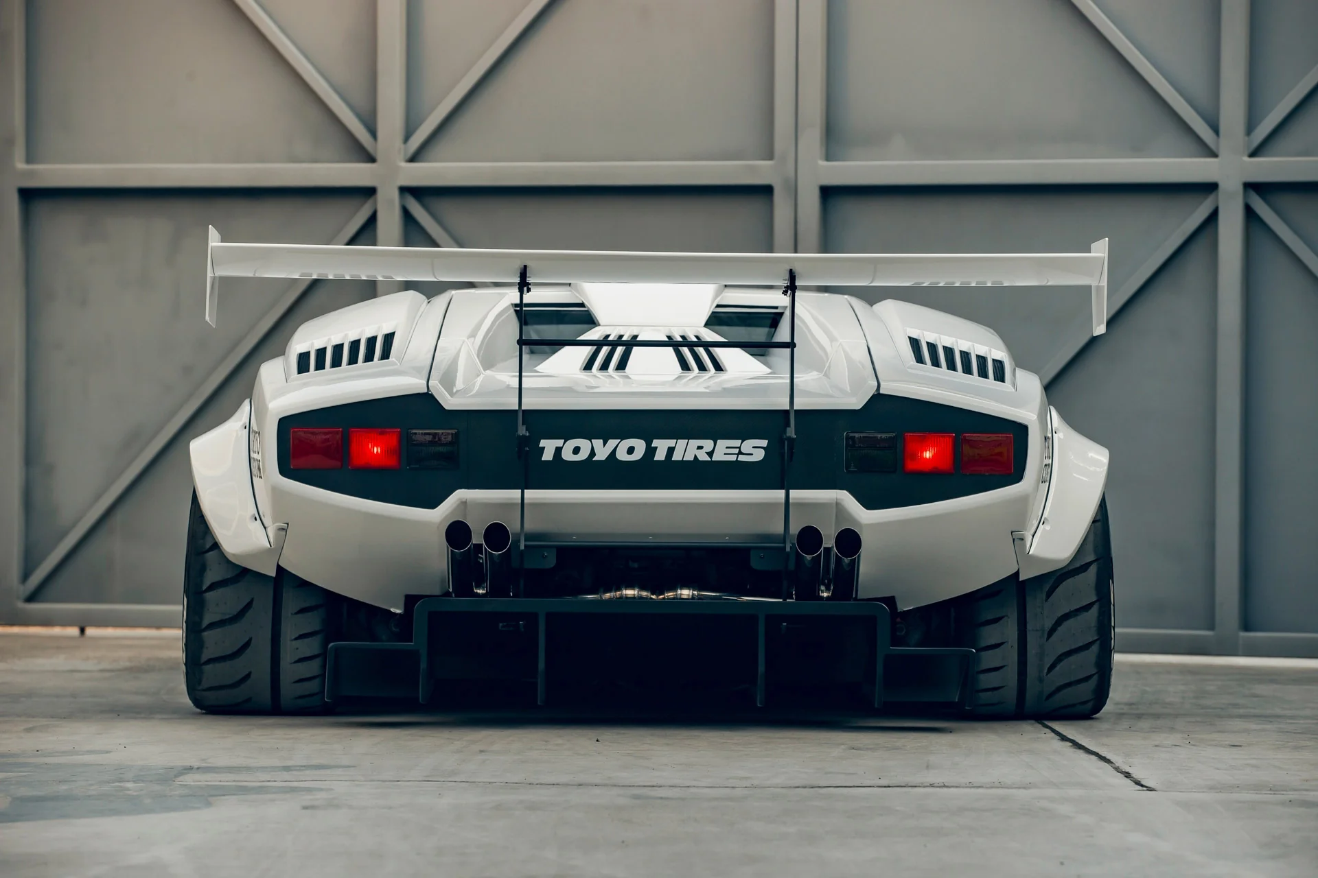 LB WORKS Countach complete body kit - Image 9
