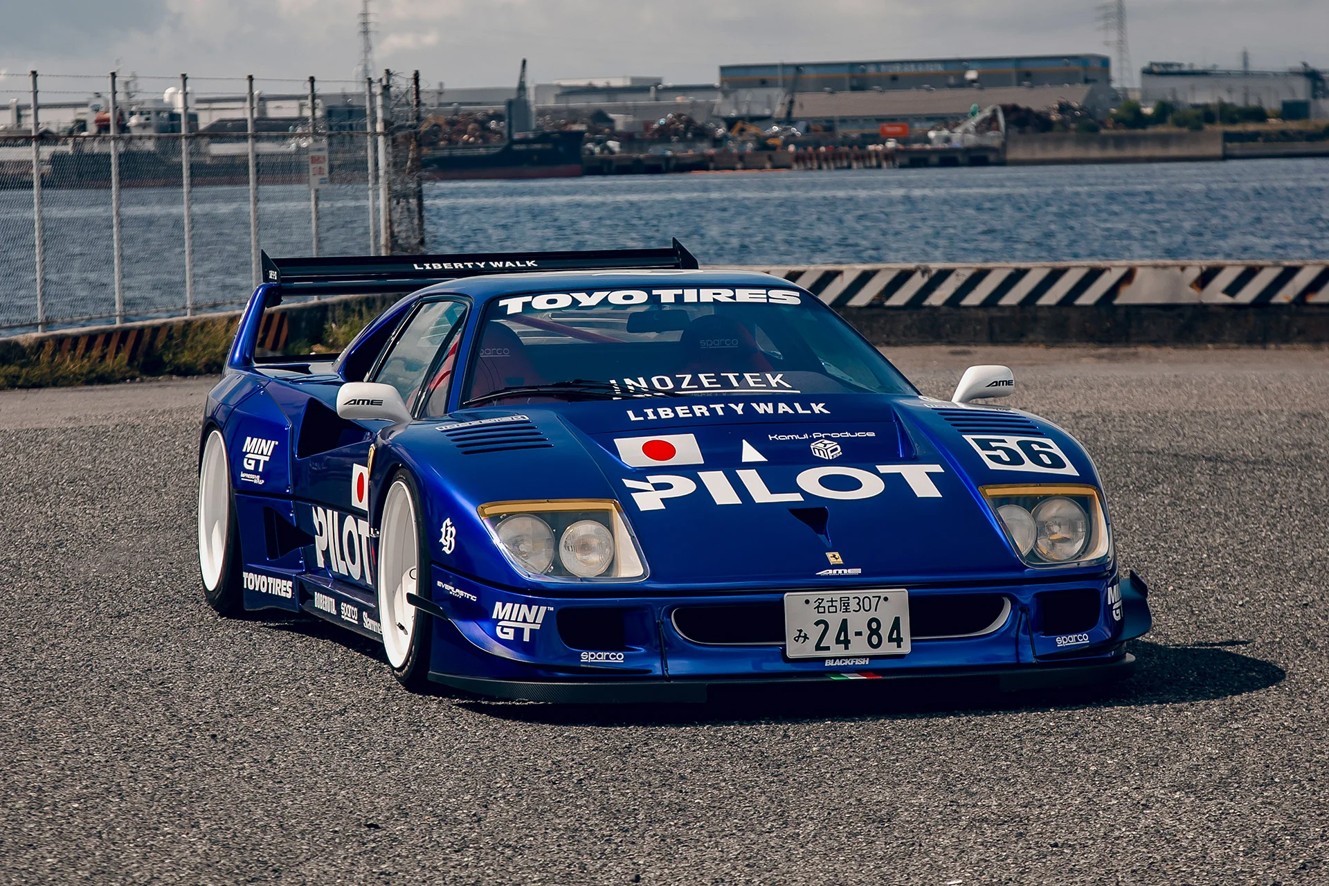 LB WORKS F40 complete body kit (FRP) (LB71-01) - Image 13