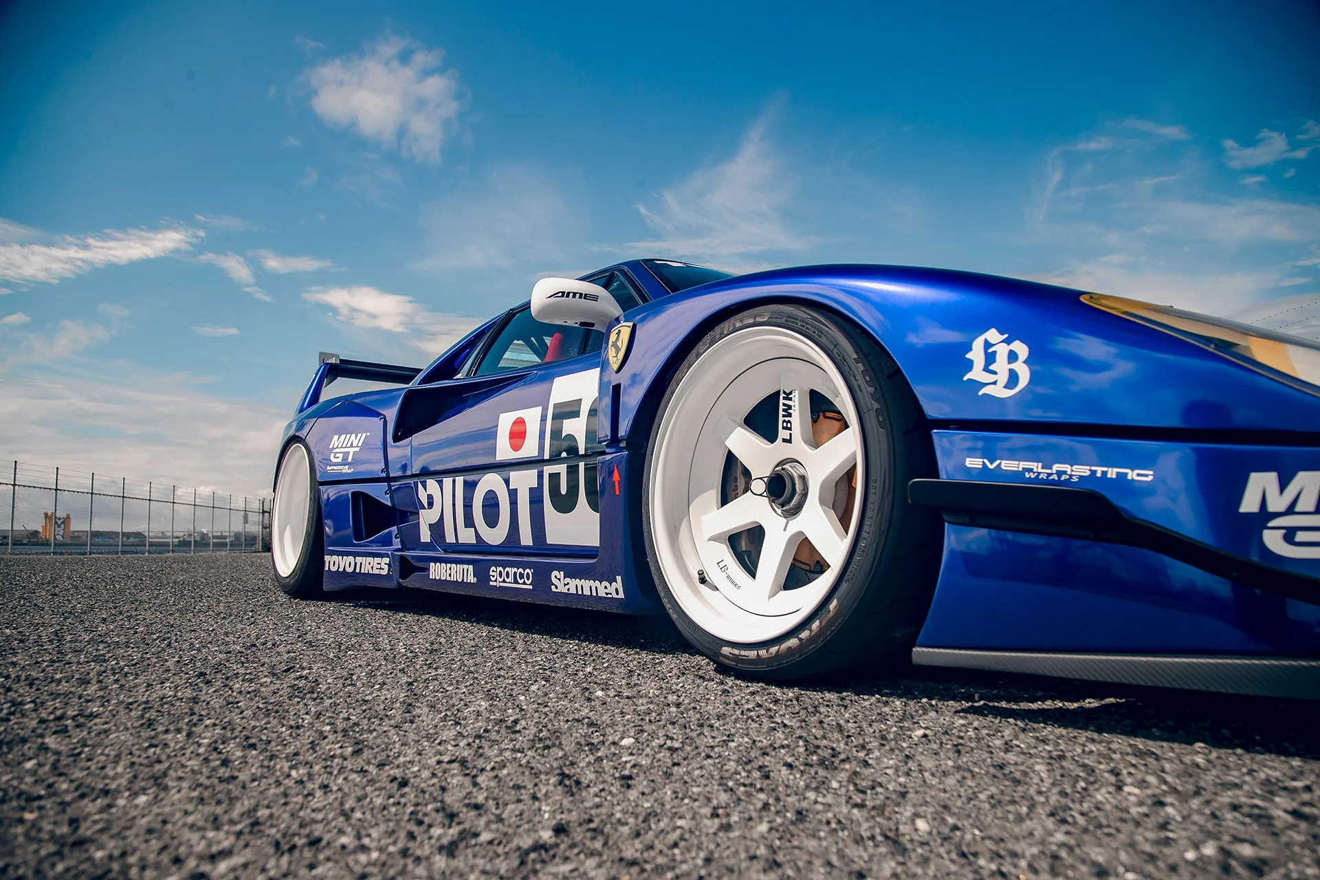 LB WORKS F40 complete body kit (FRP) (LB71-01) - Image 16