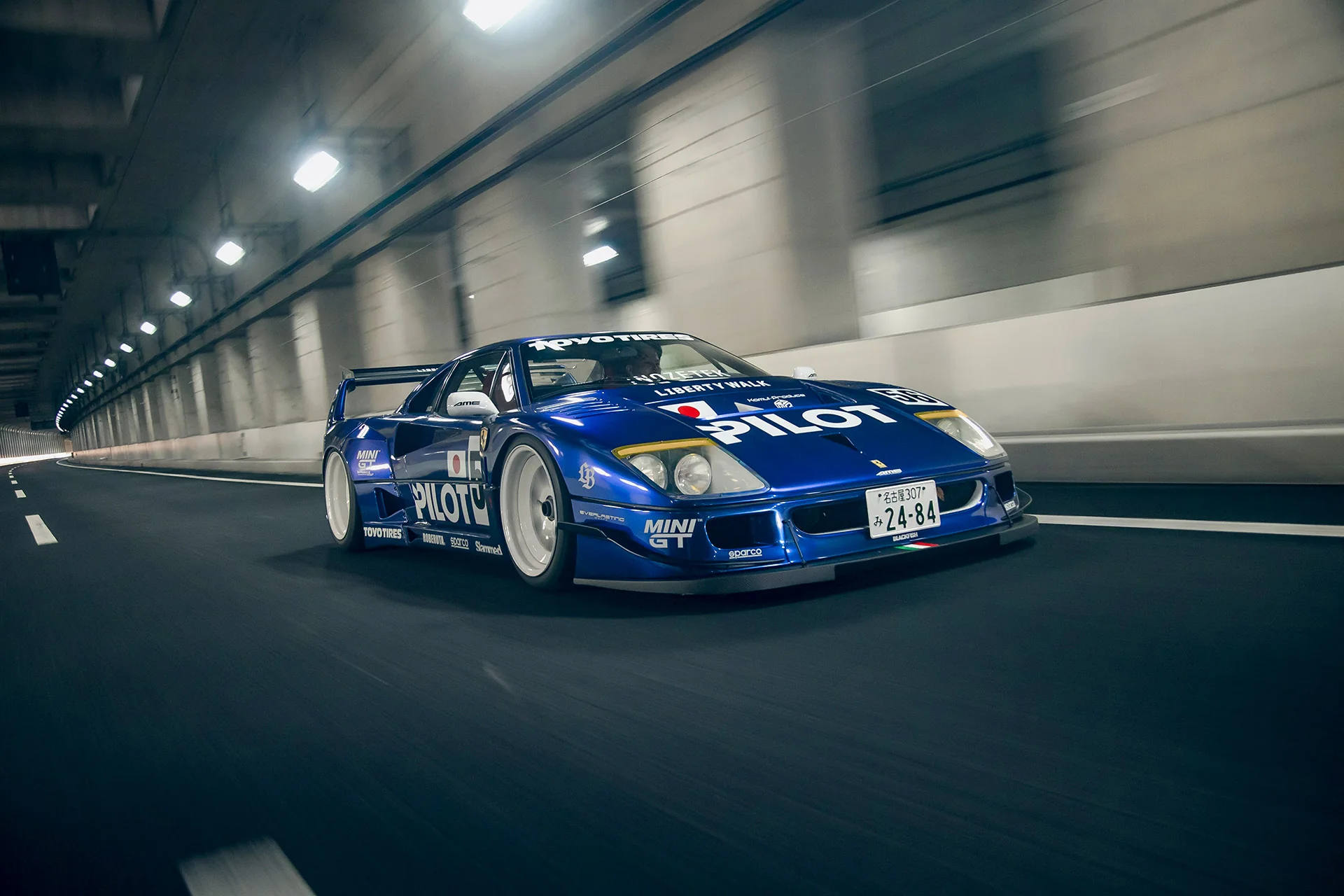 LB WORKS F40 complete body kit (FRP) (LB71-01) - Image 17