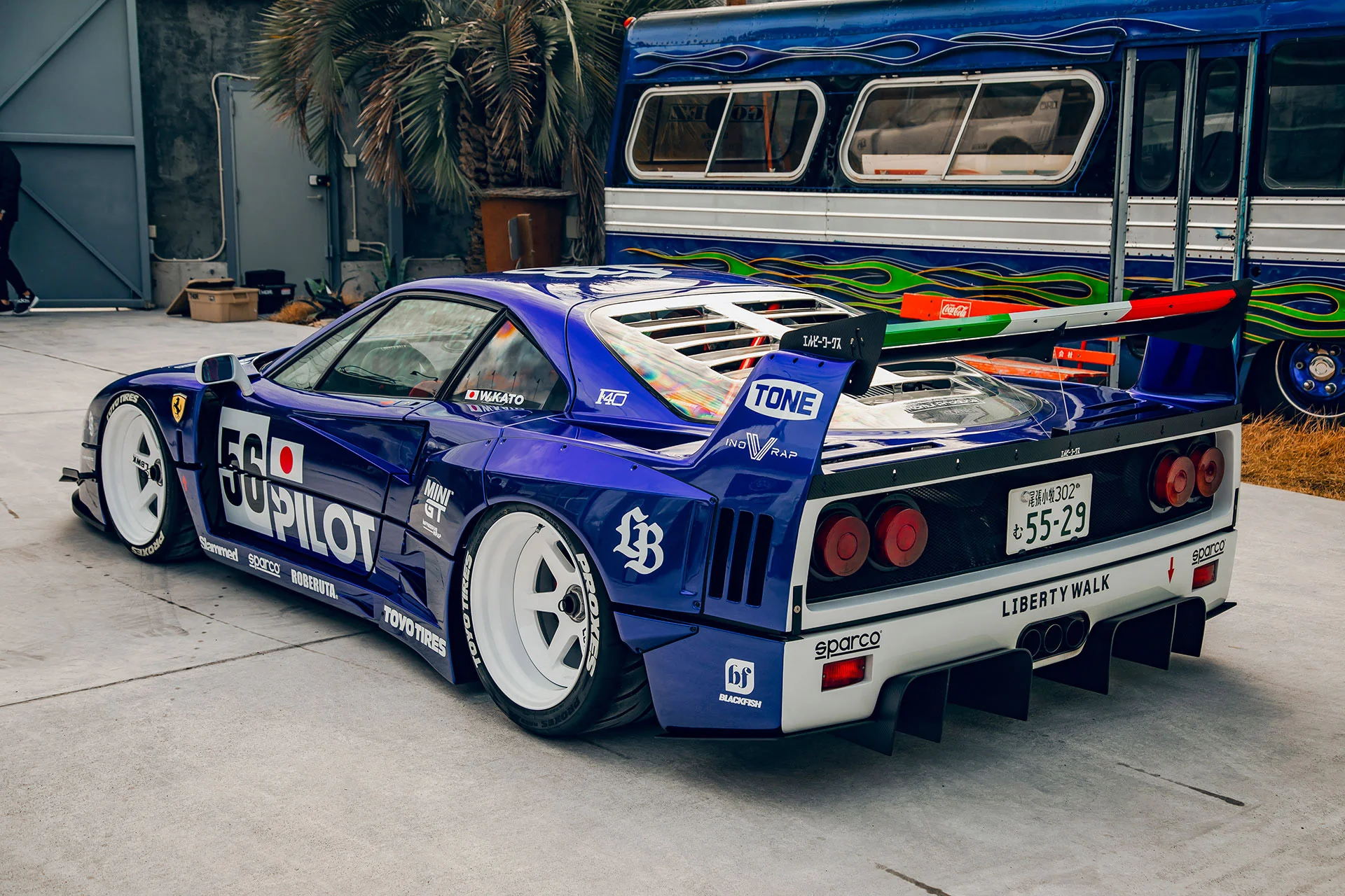 LB WORKS F40 complete body kit (FRP) (LB71-01) - Image 18