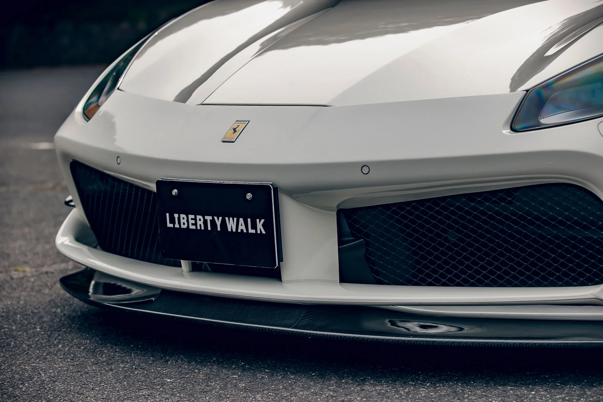 LB WORKS FERRARI 488 Complete Body Kit (CFRP) (LB24-01) - Image 15