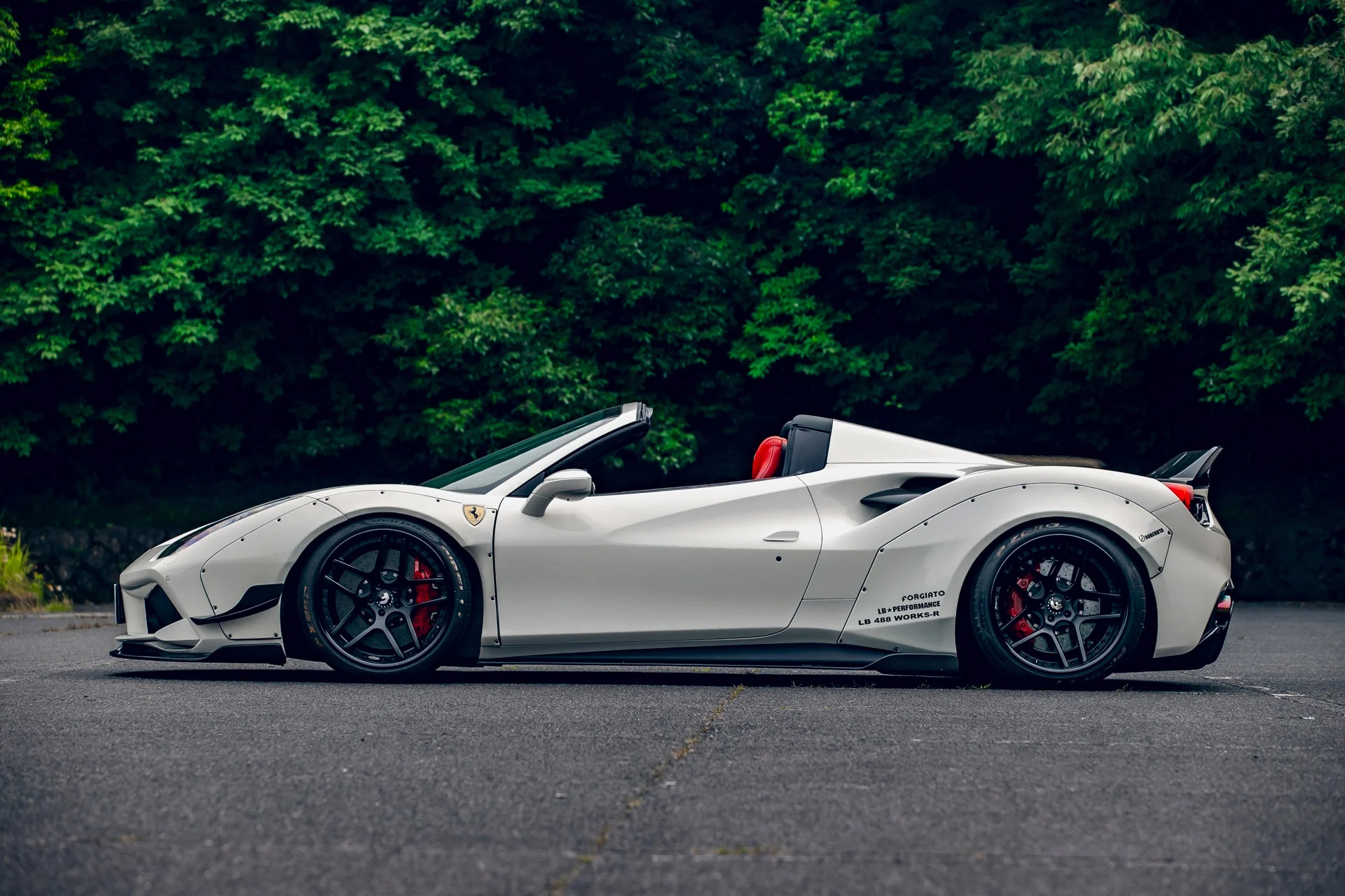 LB WORKS FERRARI 488 Complete Body Kit (CFRP) (LB24-01) - Image 18