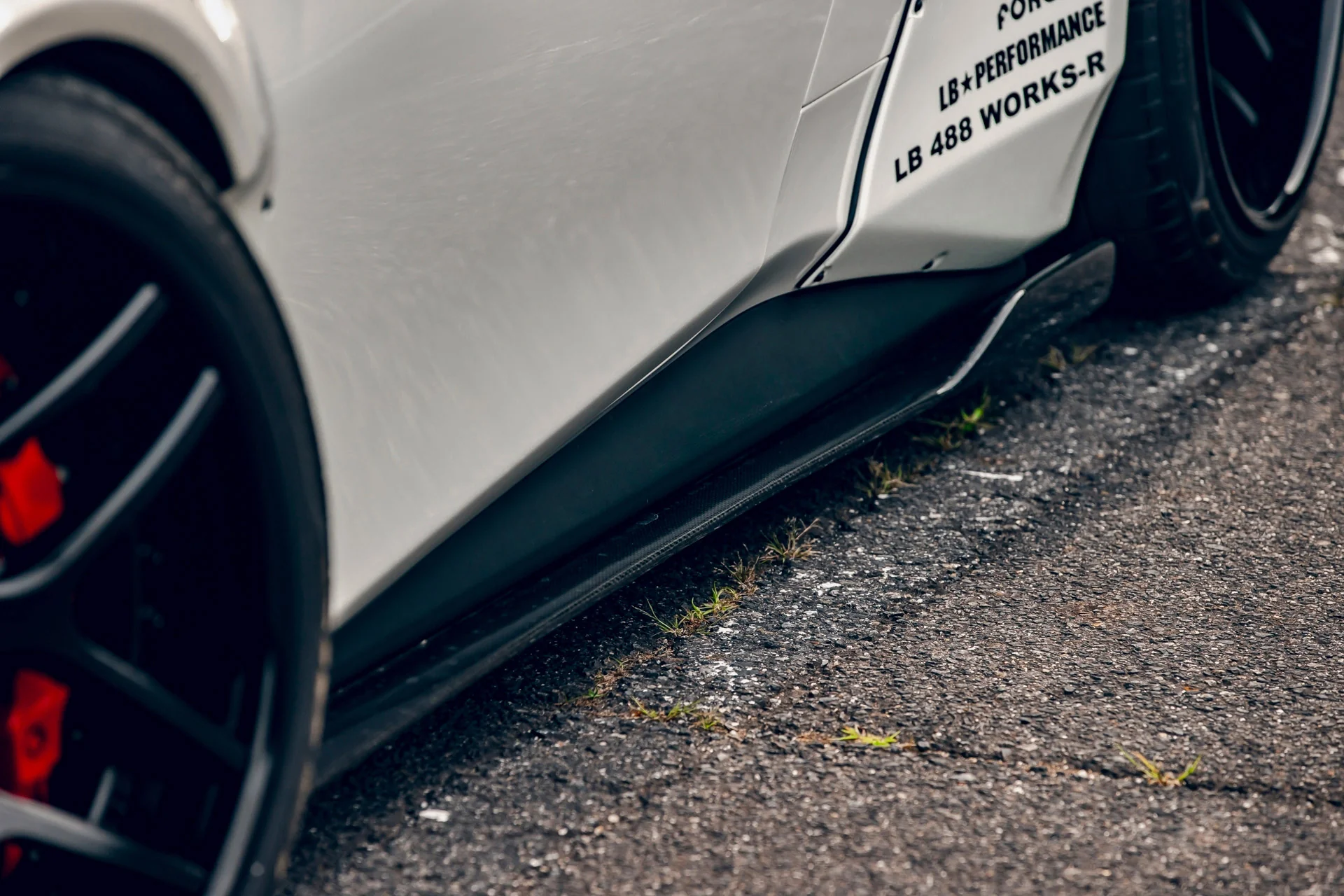 LB WORKS FERRARI 488 Complete Body Kit (CFRP) (LB24-01) - Image 9