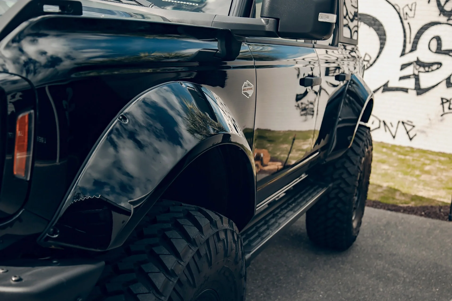 LB WORKS Ford Bronco Complete Body Kit FRP (LB76-01) - Image 6