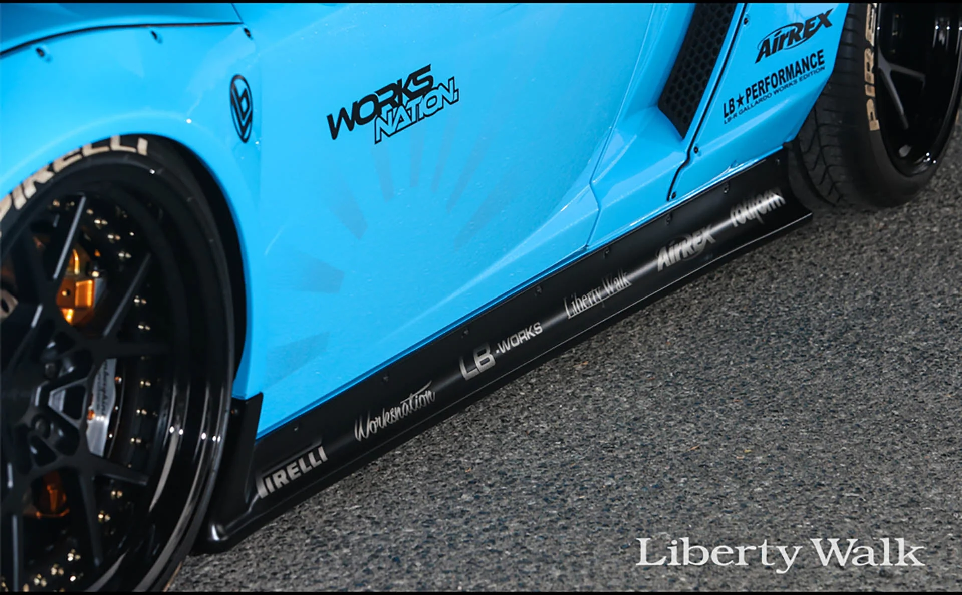 LB WORKS Gallardo complete body kit Ver.2(FRP) (LB08-01) - Image 6