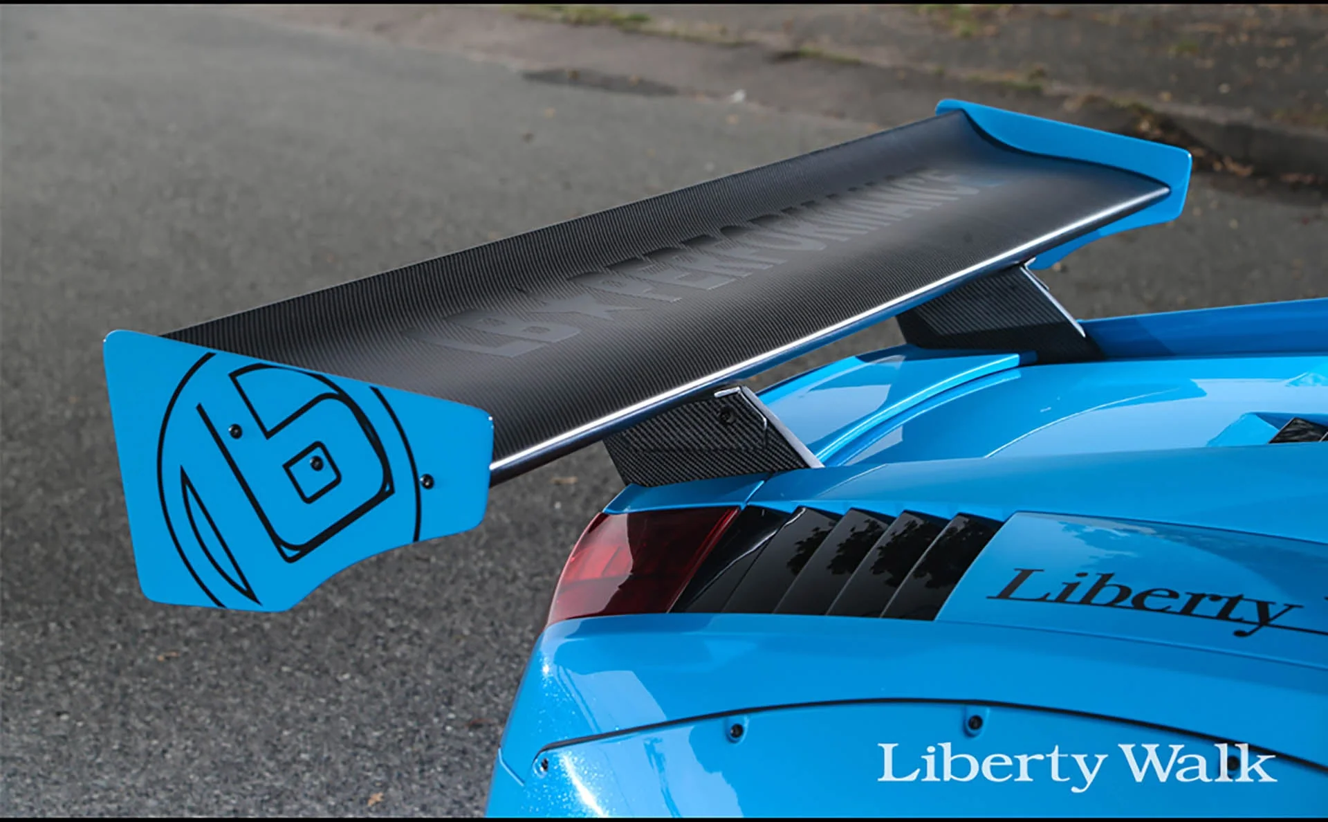 LB WORKS Gallardo complete body kit Ver.2(FRP) (LB08-01) - Image 7