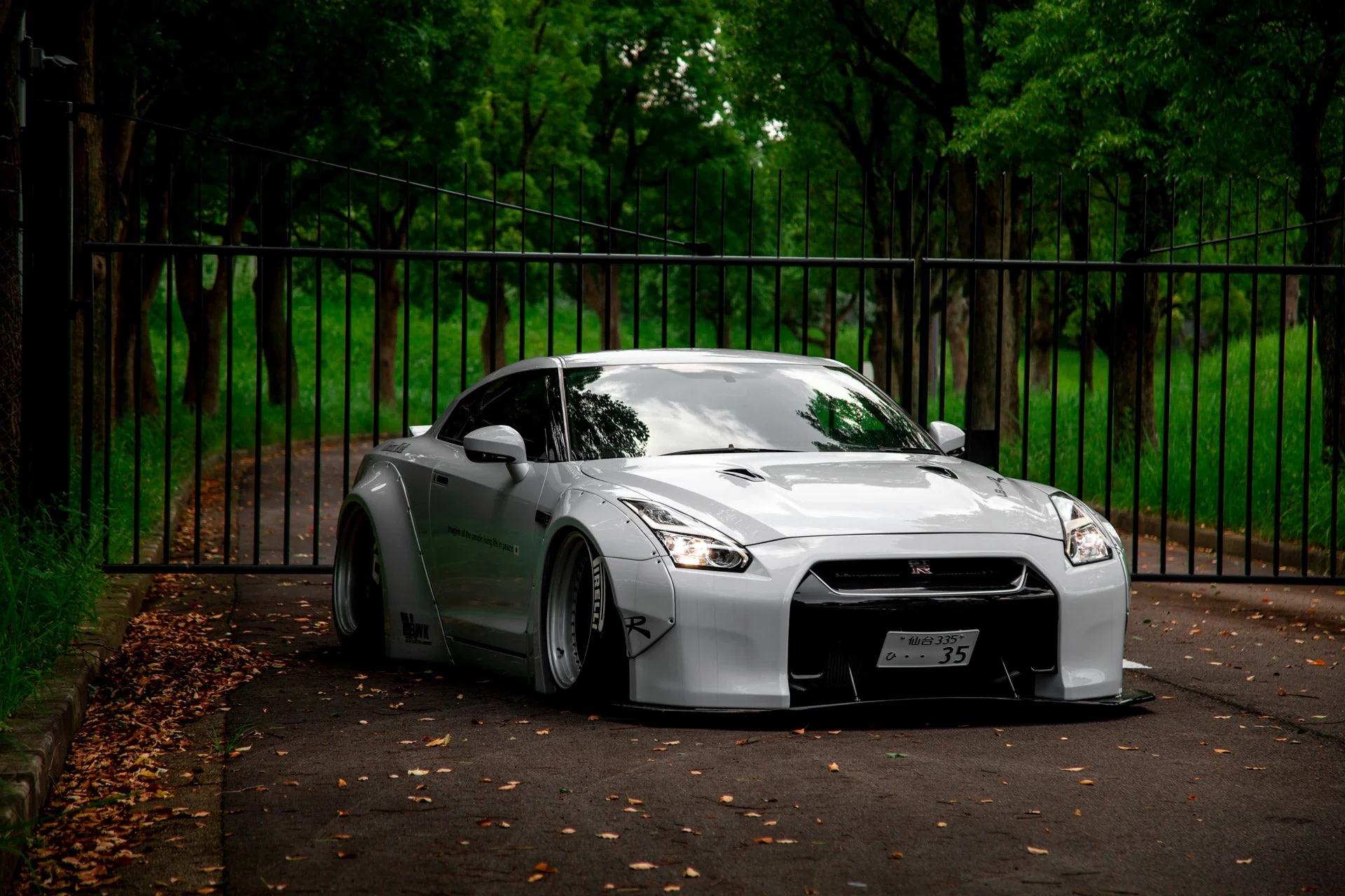 LB WORKS GTR Complete body kit Ver.2 (FRP) (LB06-02) - Image 3