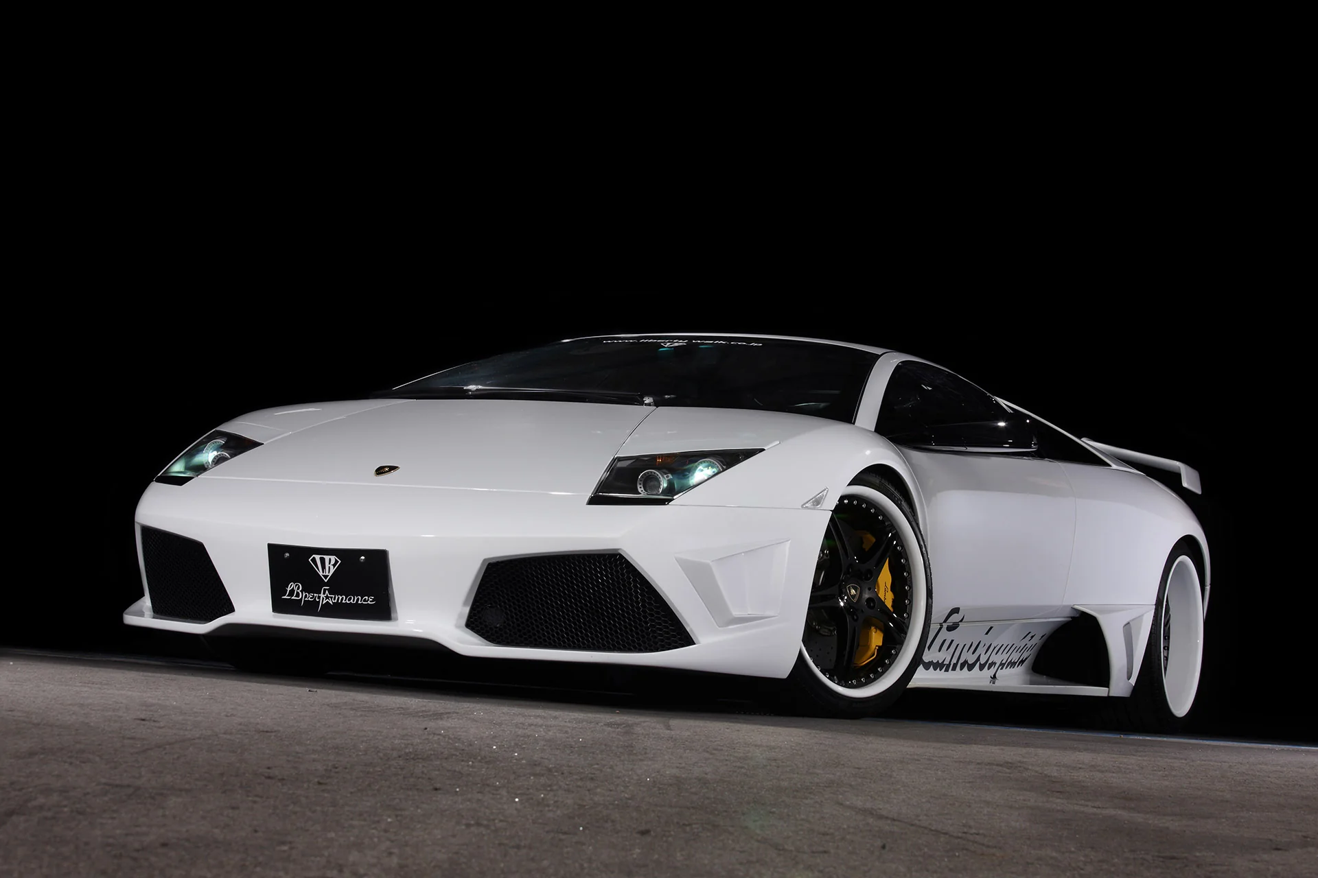 LB Performance Murcielago complete body kit Type.1 (FRP) (LB07-01)