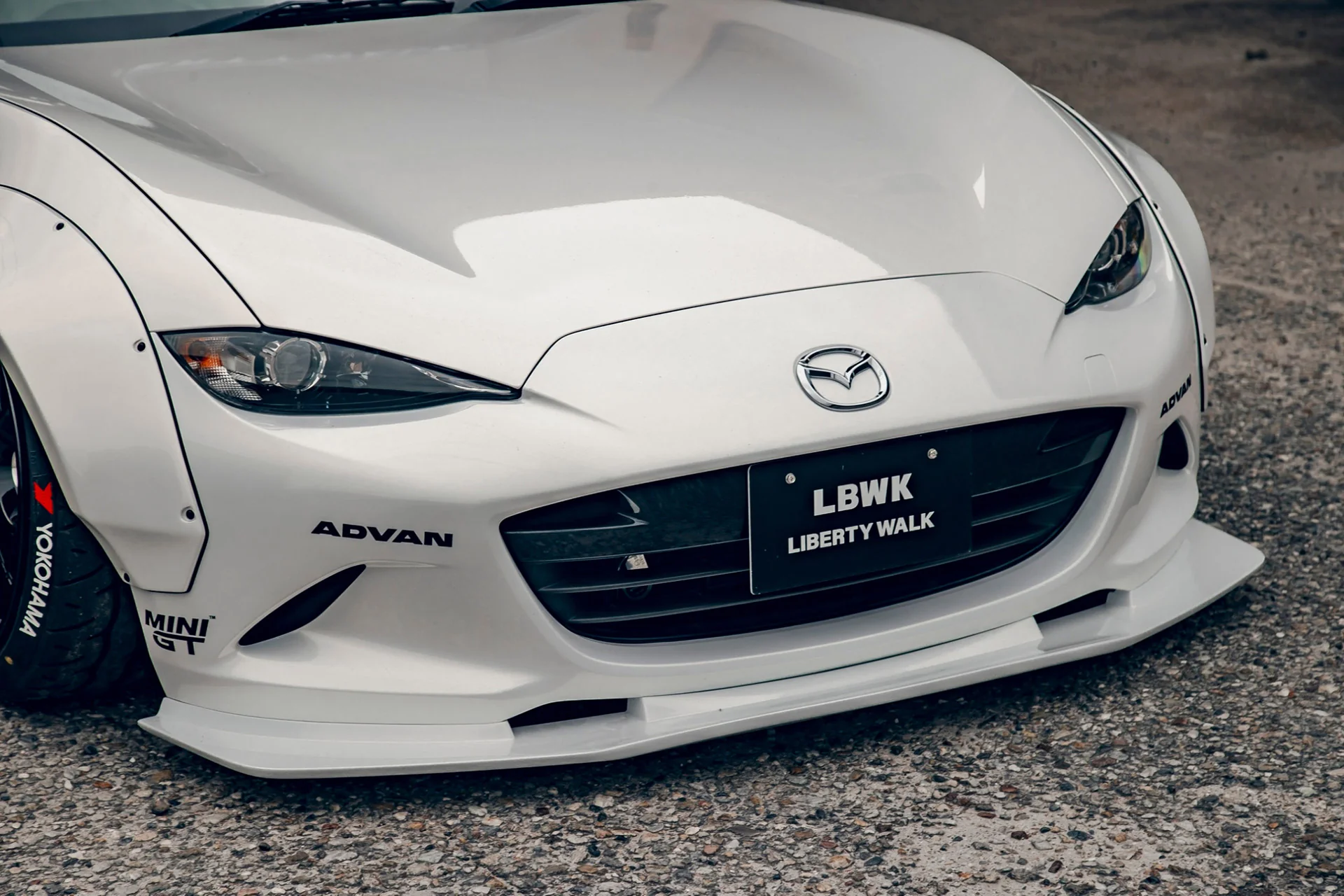 LB WORKS MX5 ND Complete body kit V2 CFRP (LB86-02) - Image 11
