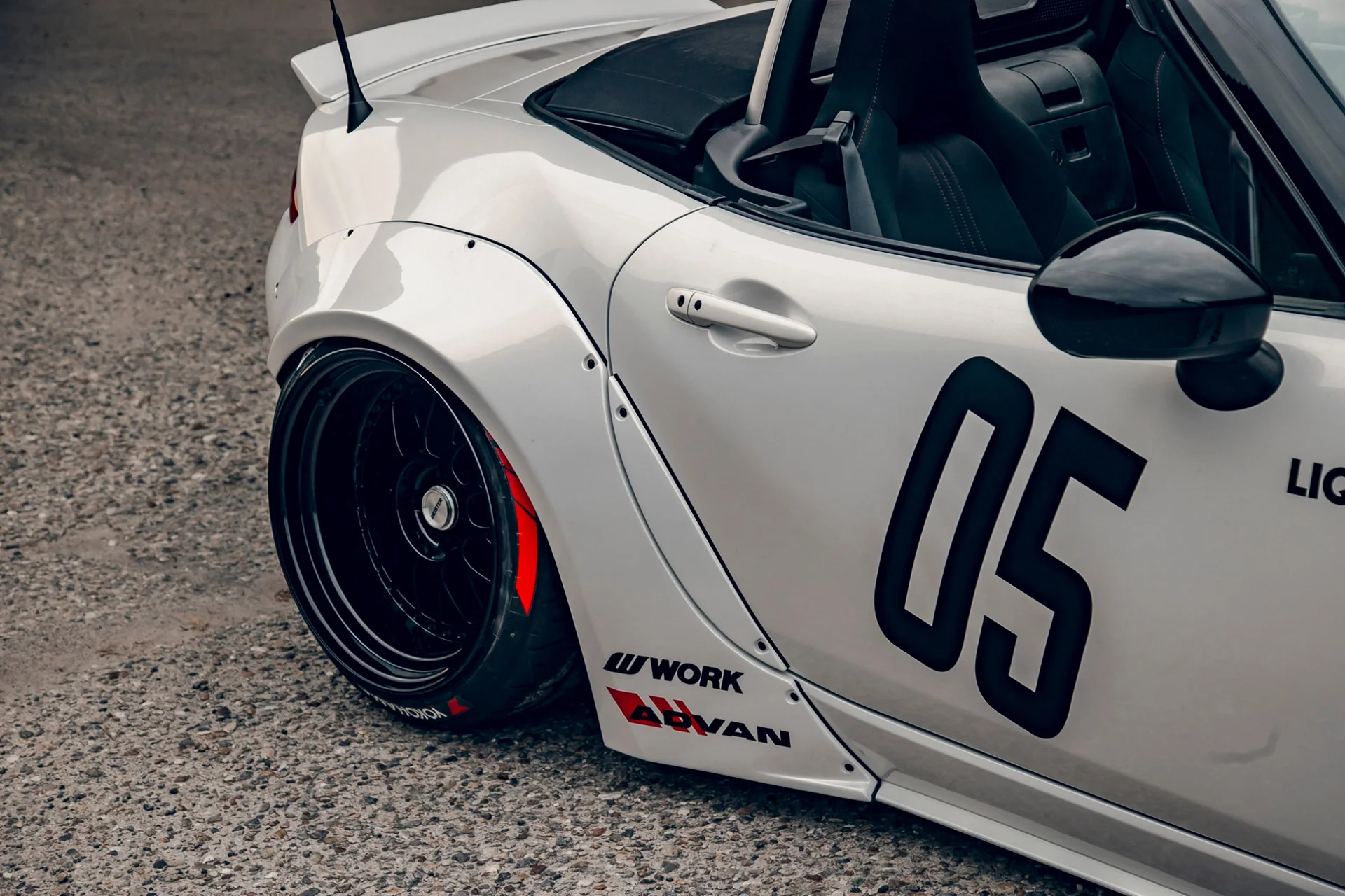 LB WORKS MX5 ND Complete body kit V2 CFRP (LB86-02) - Image 5