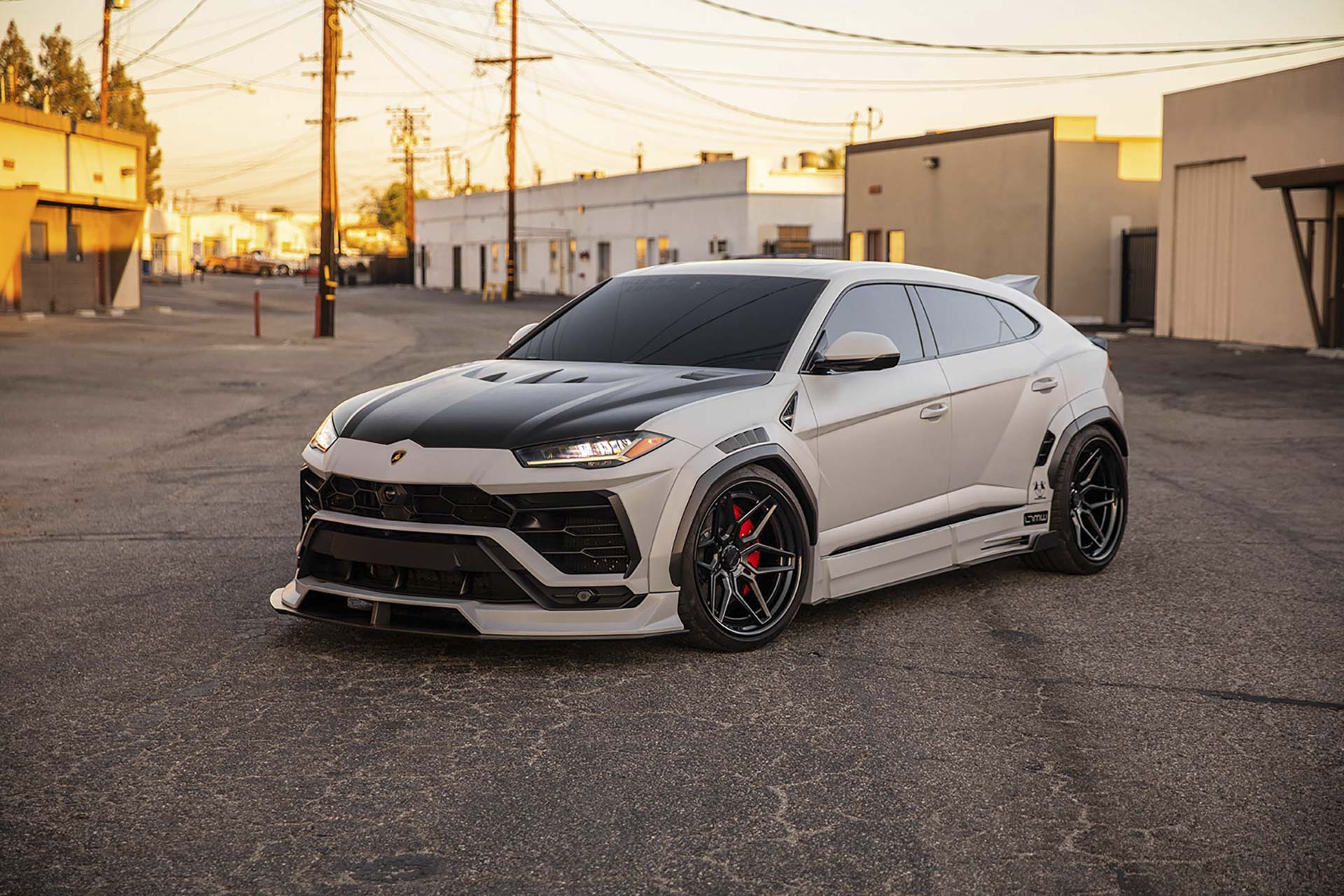 LB WORKS URUS Complete body kit (DRY CARBON) (LB67-02) - Image 10