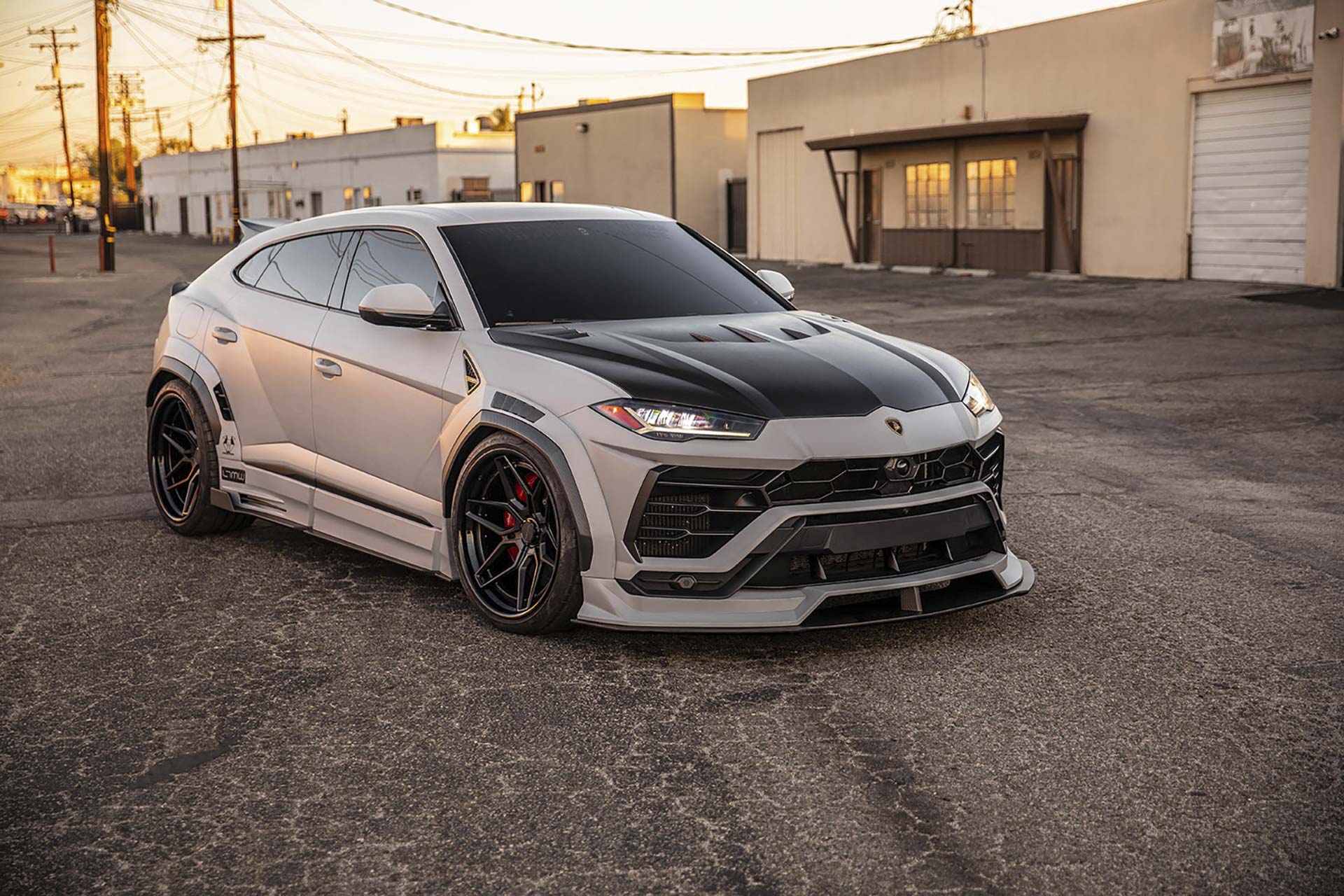 LB WORKS URUS Complete body kit (DRY CARBON) (LB67-02) - Image 11